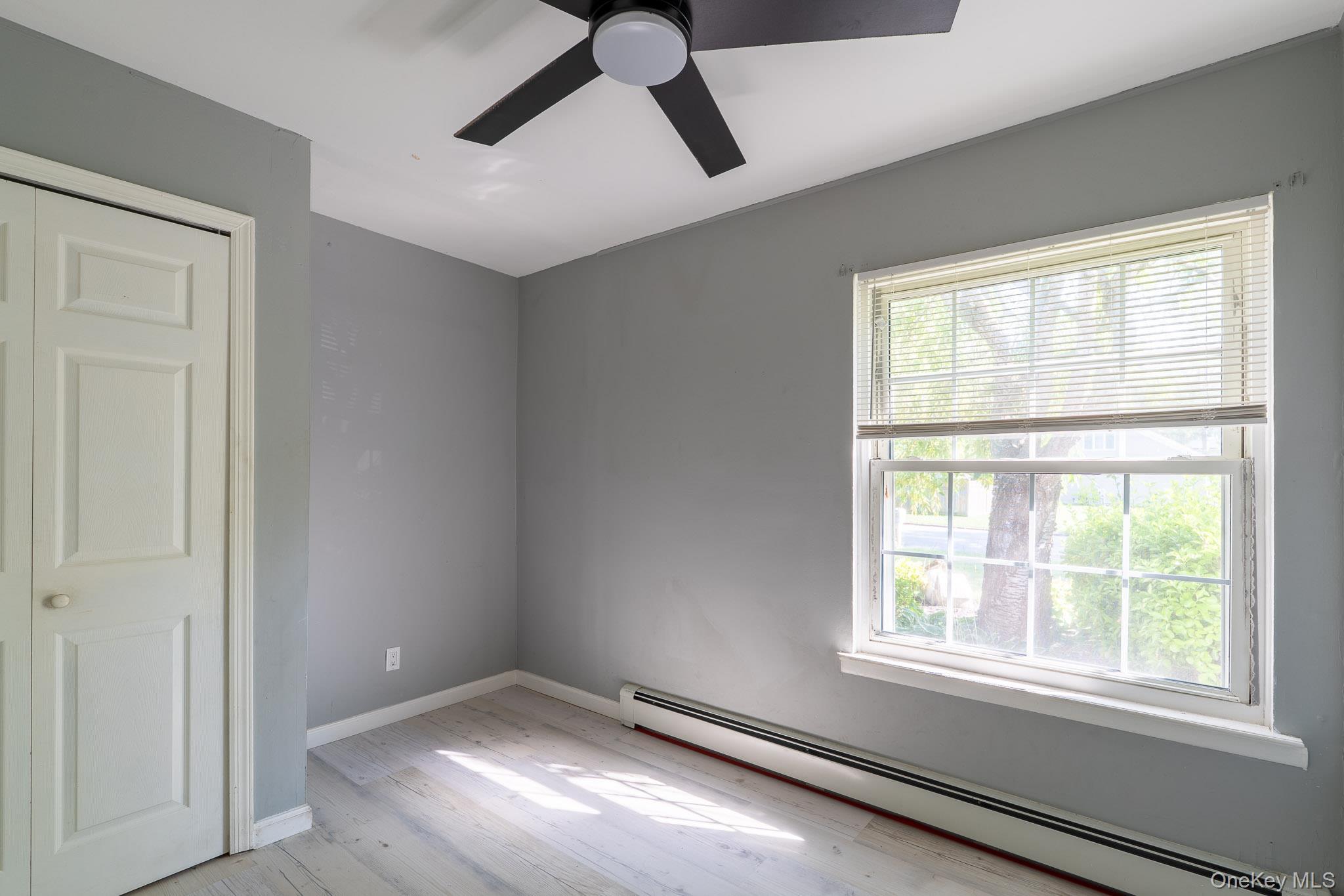 Single Family Mount Snow  Suffolk County, NY 11727, MLS-902353-13