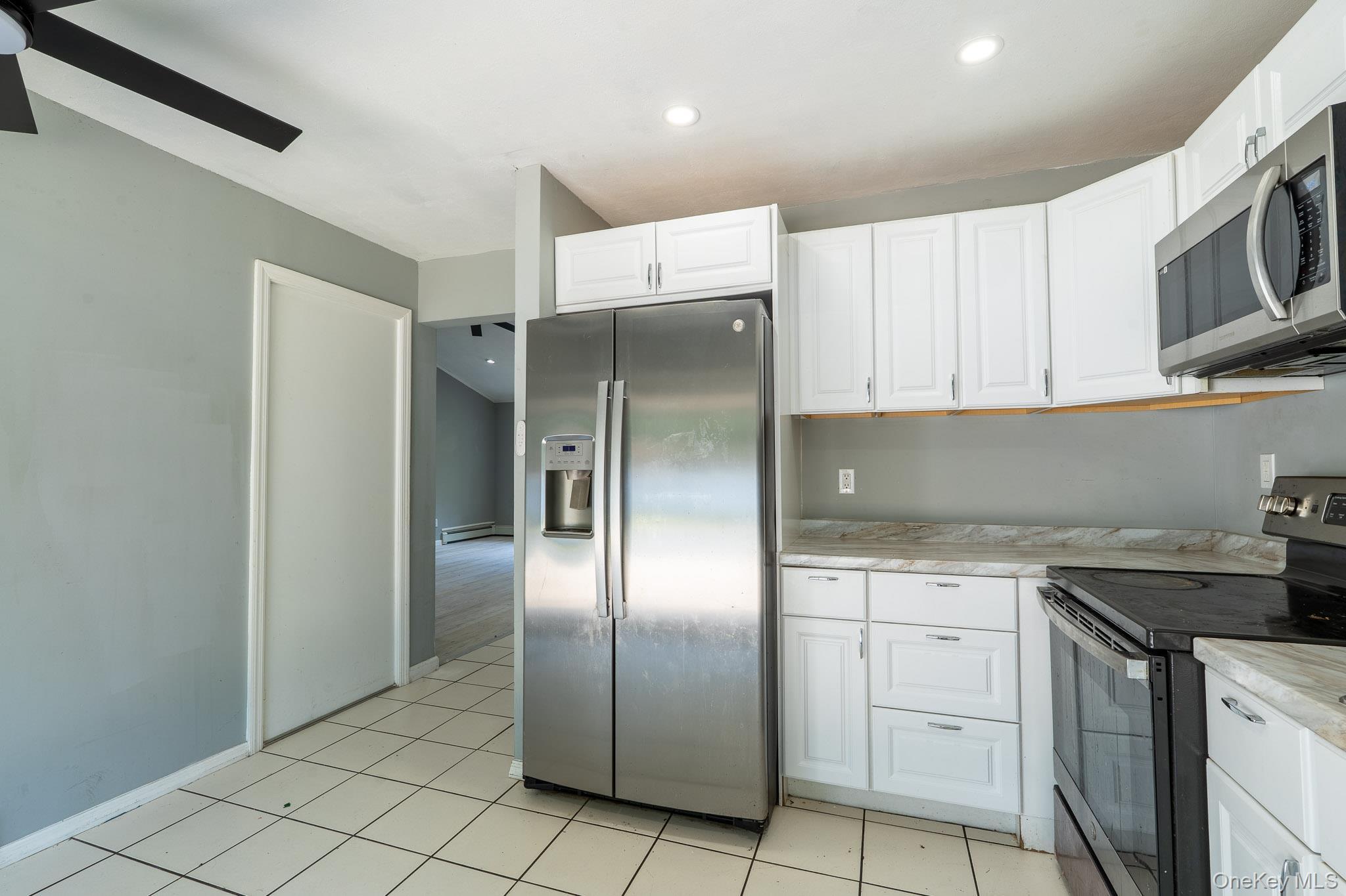 Single Family Mount Snow  Suffolk County, NY 11727, MLS-902353-15