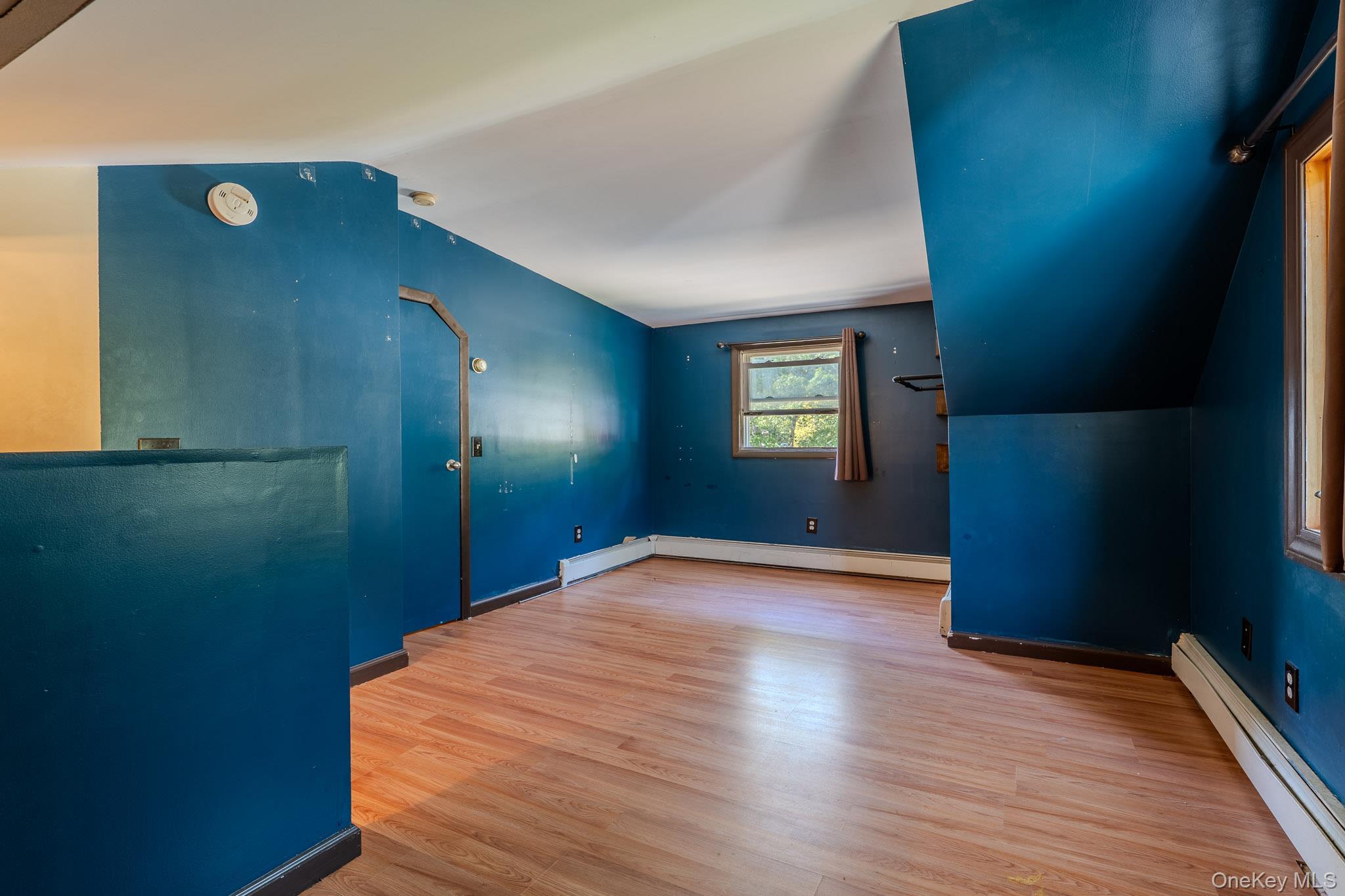 Single Family Mount Snow  Suffolk County, NY 11727, MLS-902353-32