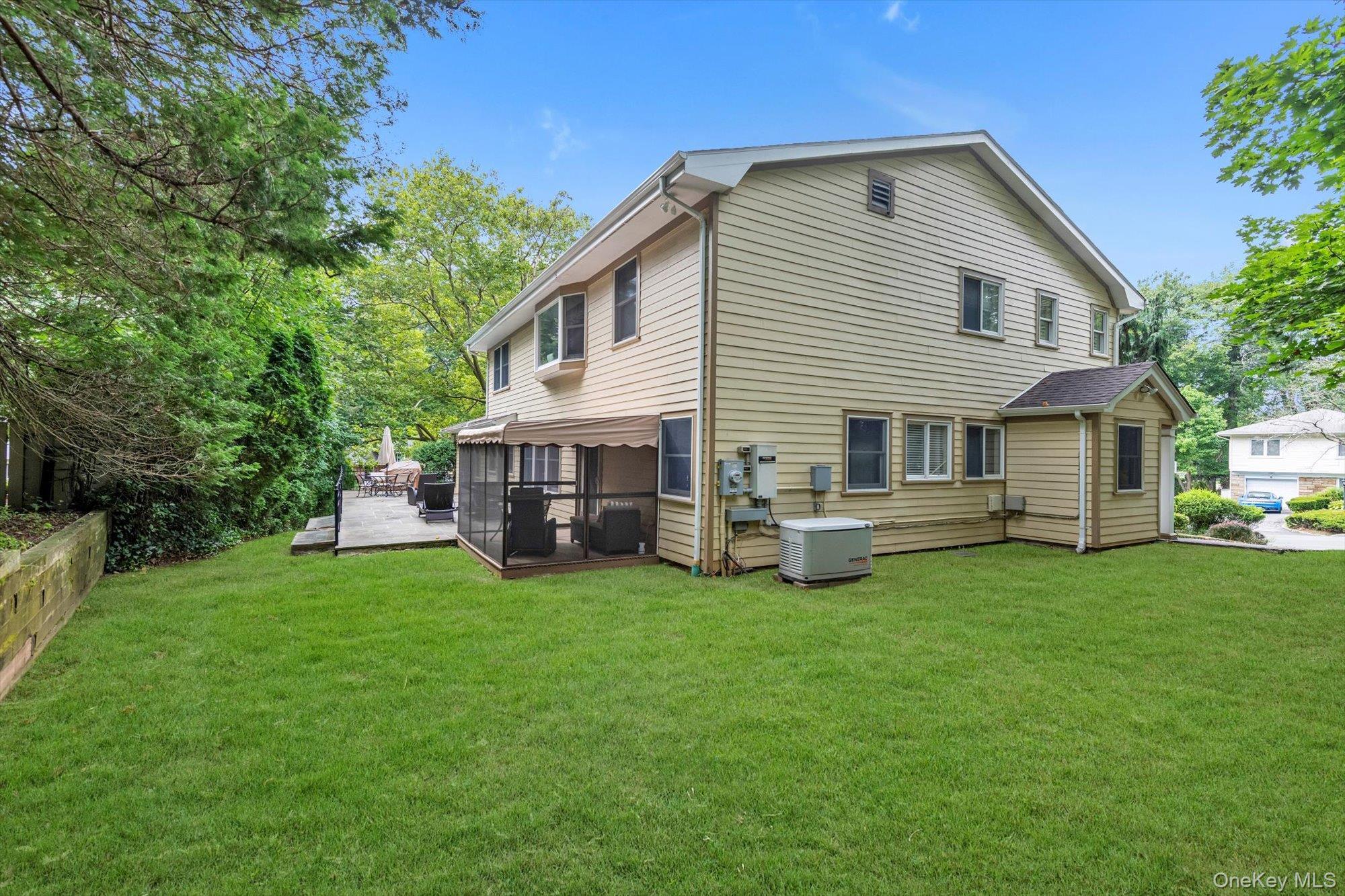 Single Family Briarfield Nassau County, NY 11020, MLS-902365-34