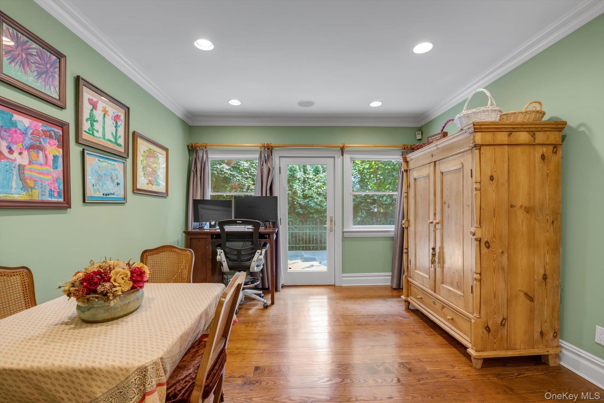 Single Family Briarfield Nassau County, NY 11020, MLS-902365-8