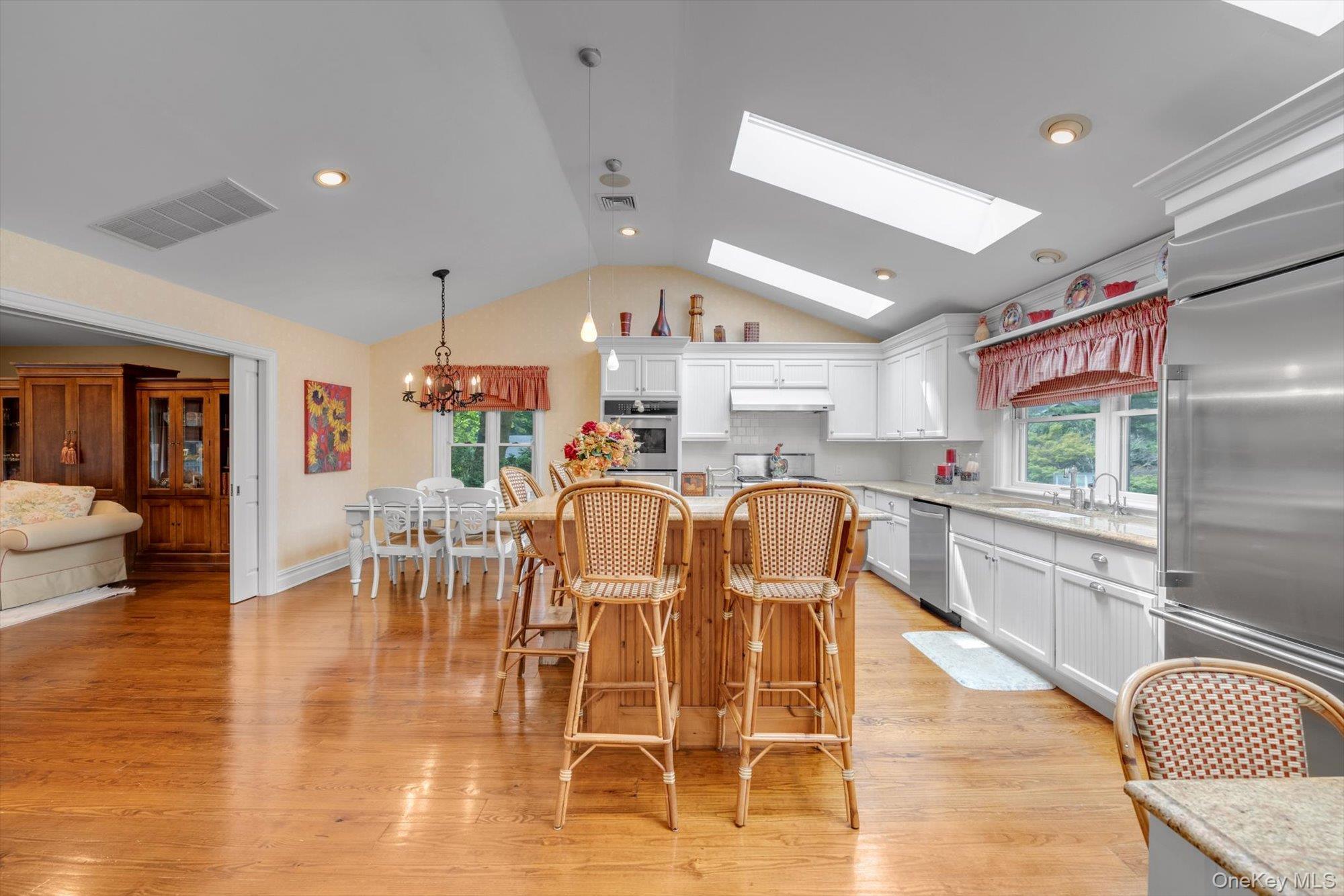 Single Family Briarfield Nassau County, NY 11020, MLS-902365-9