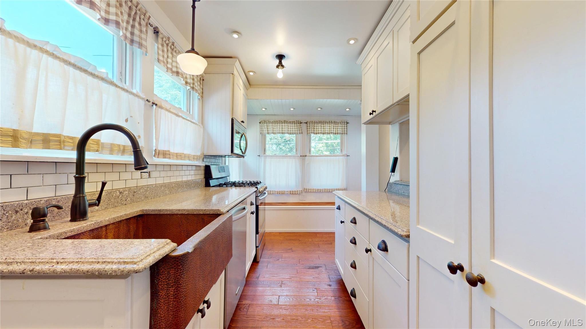 Single Family 8th Nassau County, NY 11579, MLS-902382-12