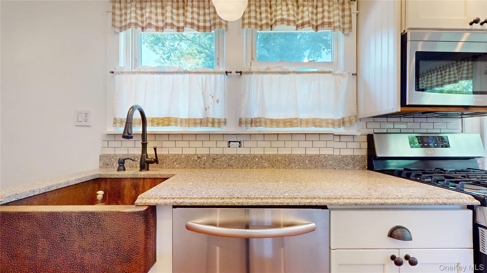 Single Family 8th Nassau County, NY 11579, MLS-902382-14