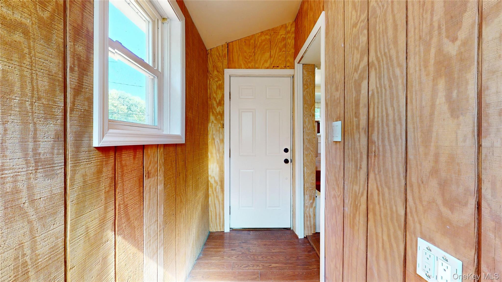 Single Family 8th Nassau County, NY 11579, MLS-902382-17