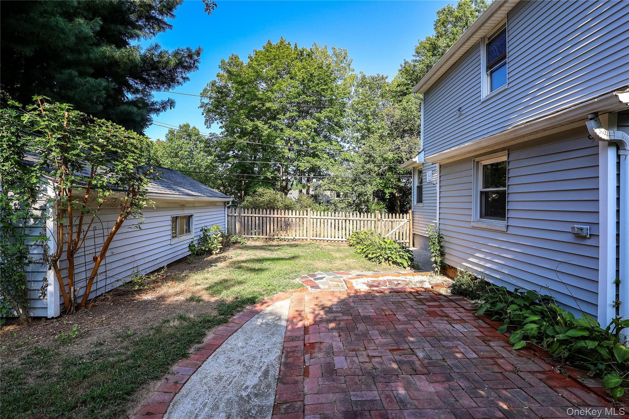 Single Family 8th Nassau County, NY 11579, MLS-902382-27