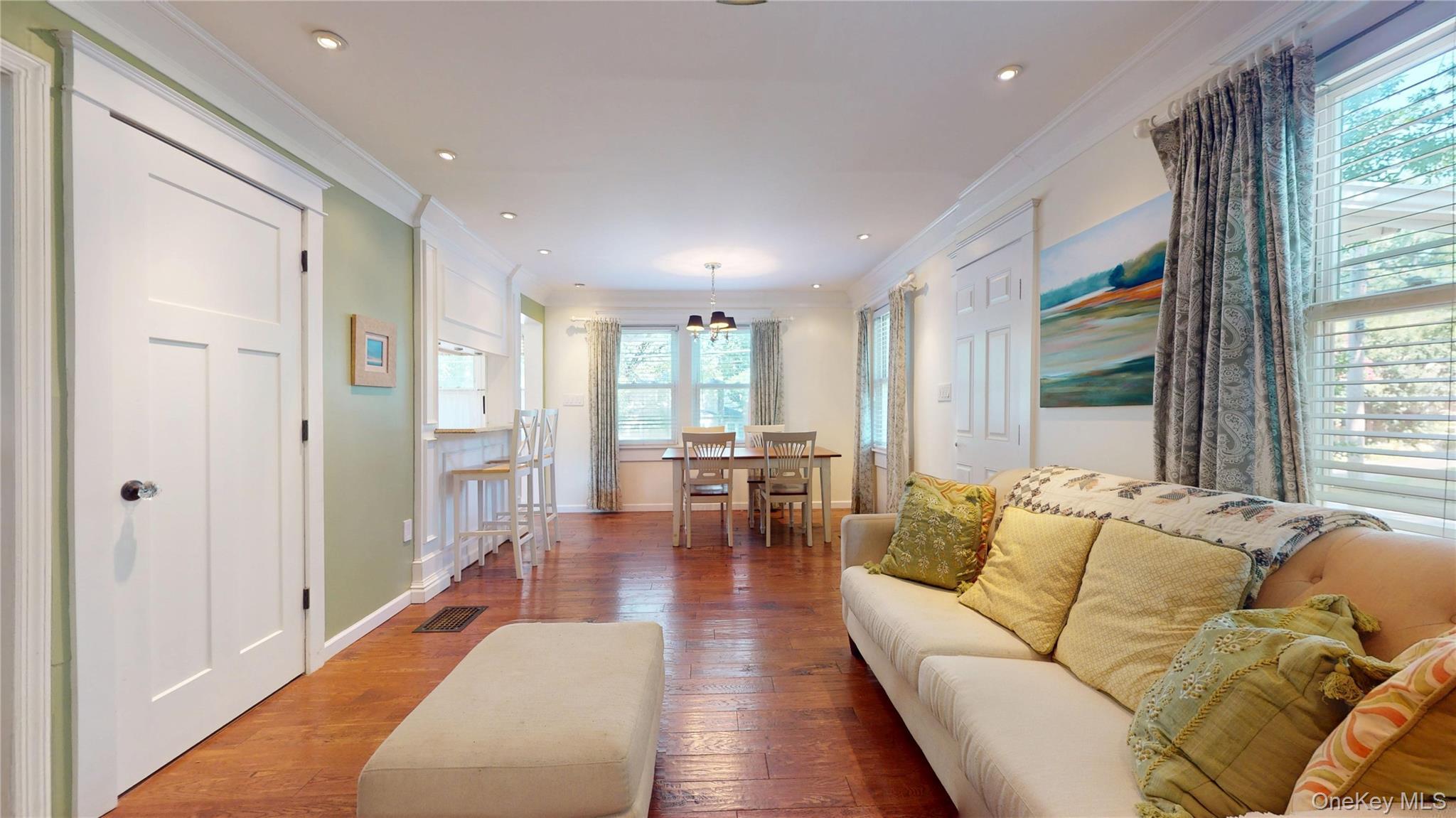 Single Family 8th Nassau County, NY 11579, MLS-902382-9