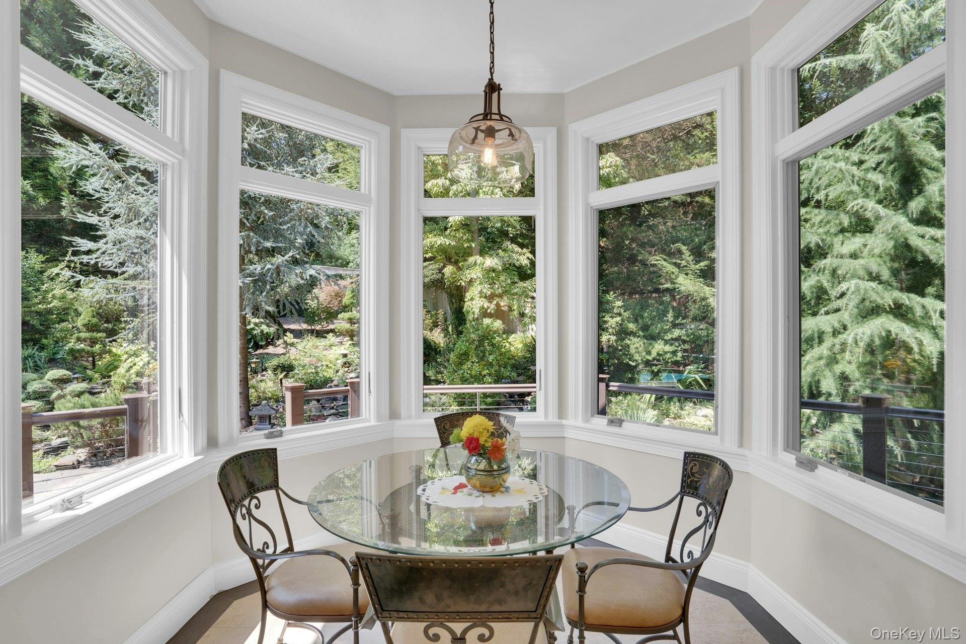 Single Family Redwood Suffolk County, NY 11746, MLS-902406-14