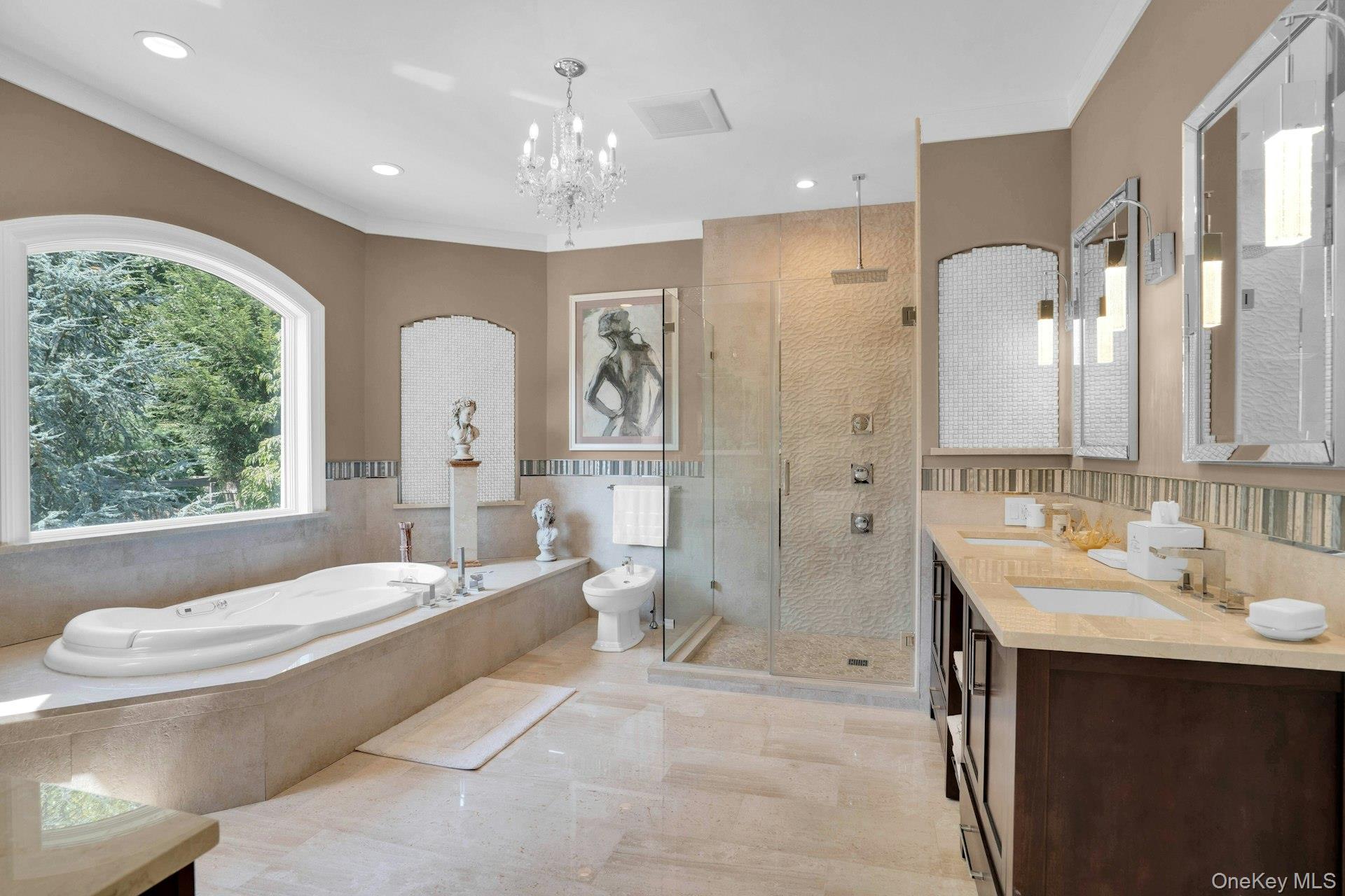 Single Family Redwood Suffolk County, NY 11746, MLS-902406-25