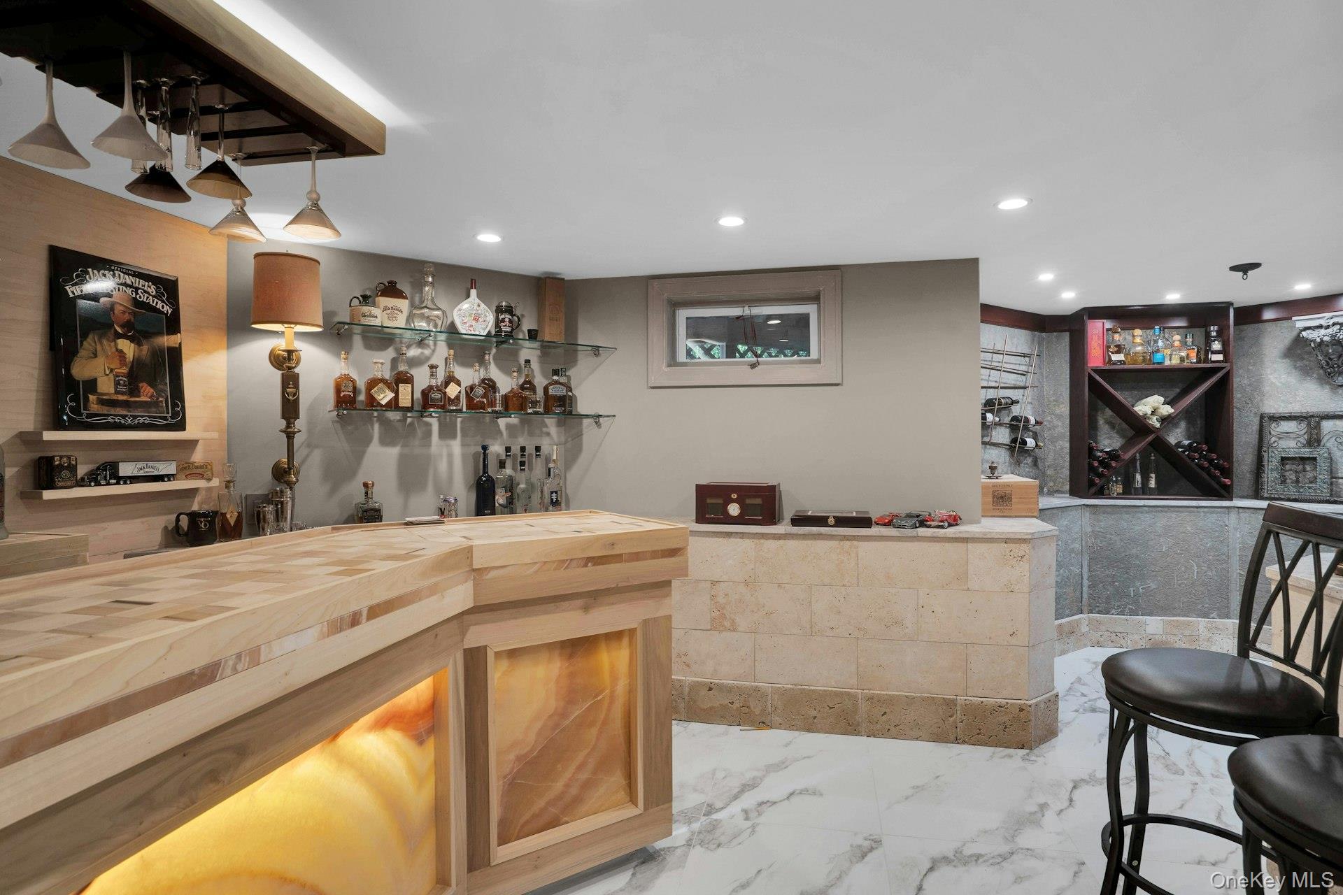 Single Family Redwood Suffolk County, NY 11746, MLS-902406-34