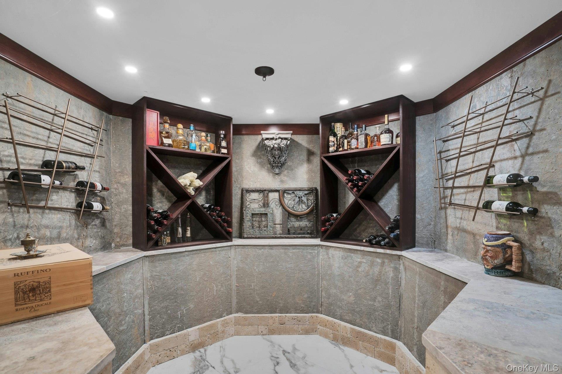 Single Family Redwood Suffolk County, NY 11746, MLS-902406-36