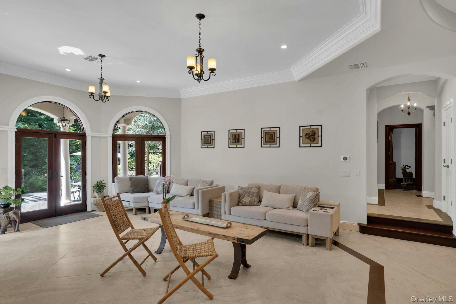 Single Family Redwood Suffolk County, NY 11746, MLS-902406-8