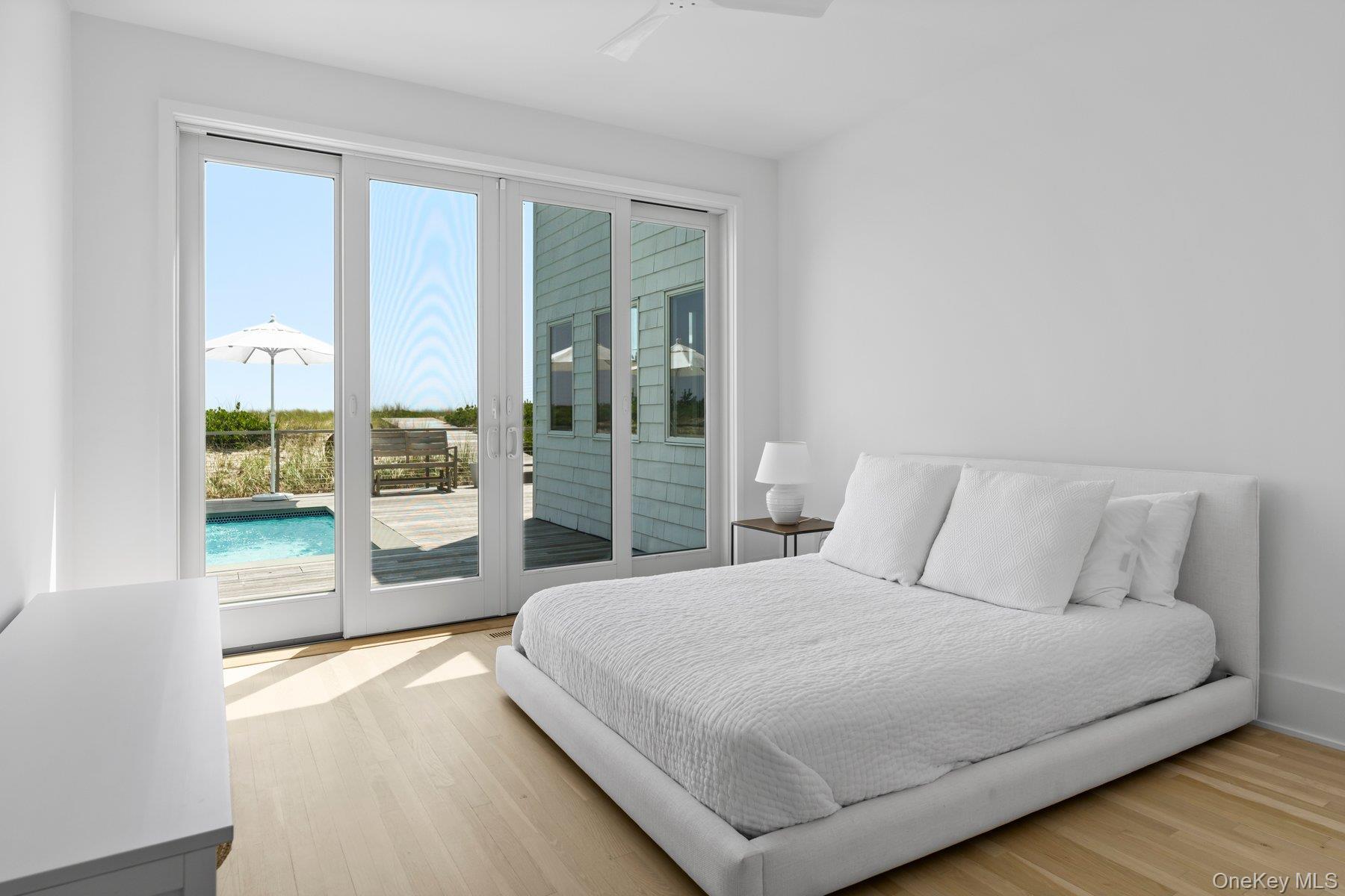 Single Family Dune Suffolk County, NY 11977, MLS-902420-11