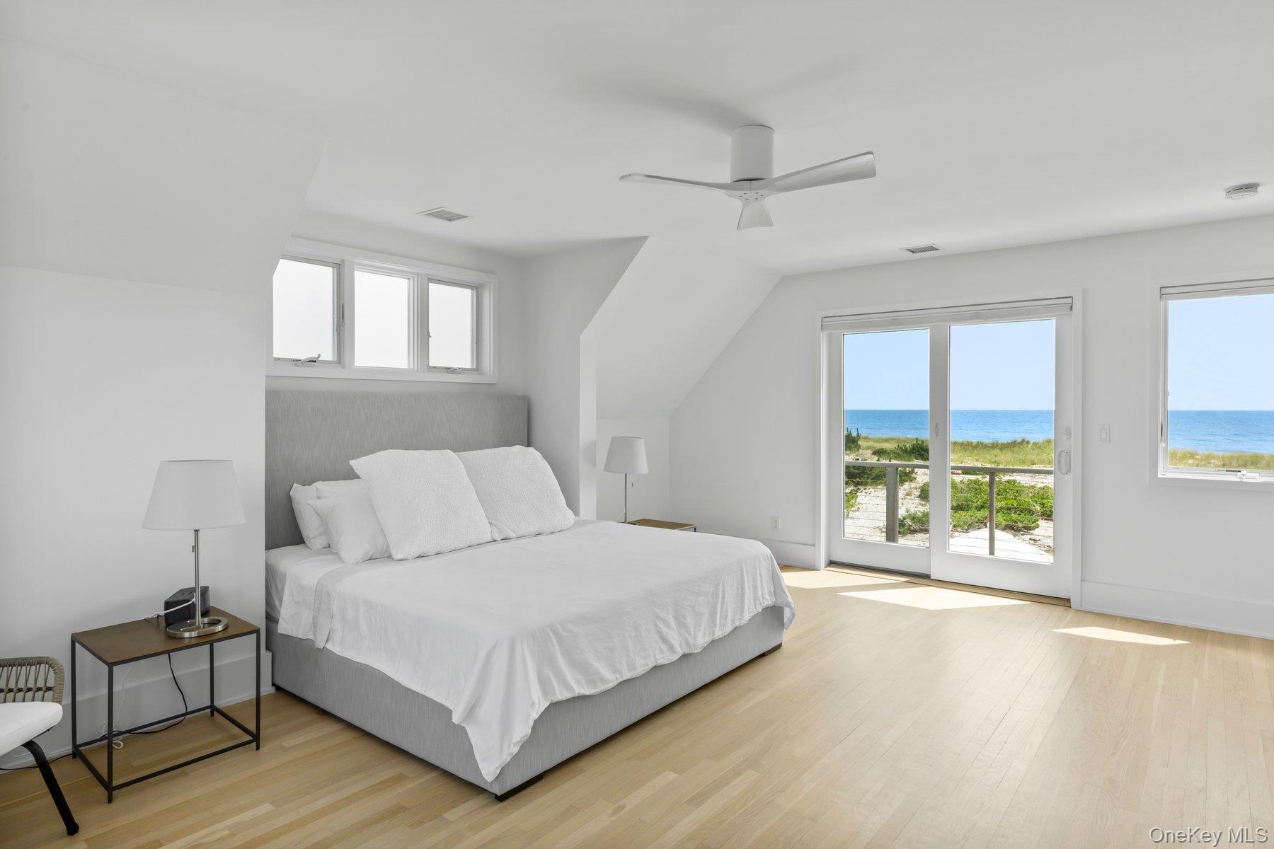 Single Family Dune Suffolk County, NY 11977, MLS-902420-16