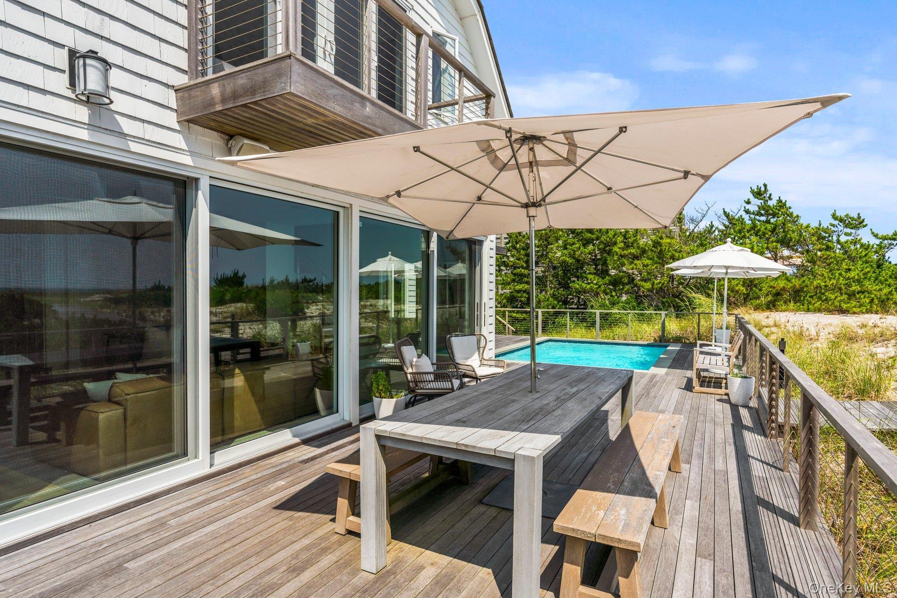 Single Family Dune Suffolk County, NY 11977, MLS-902420-27