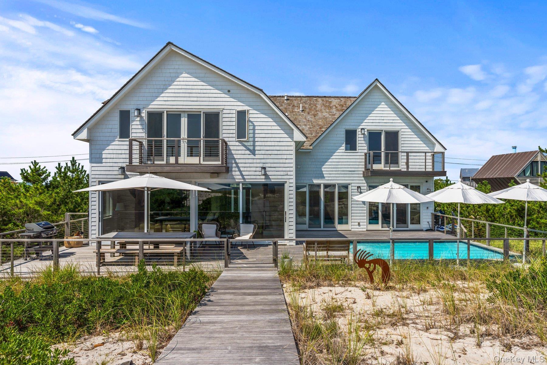 Single Family Dune Suffolk County, NY 11977, MLS-902420-30