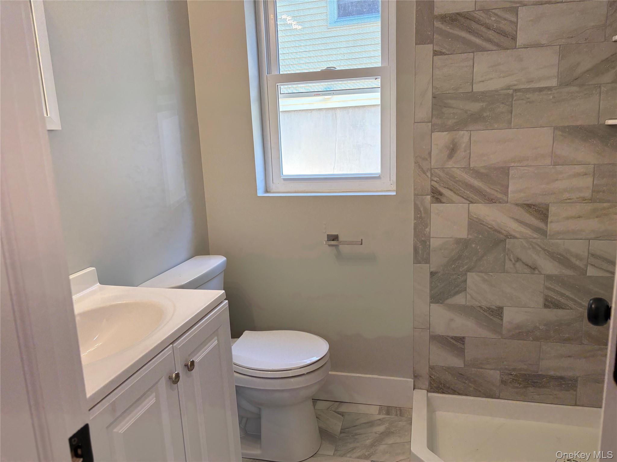 Single Family Windermere Orange County, NY 10925, MLS-902439-12