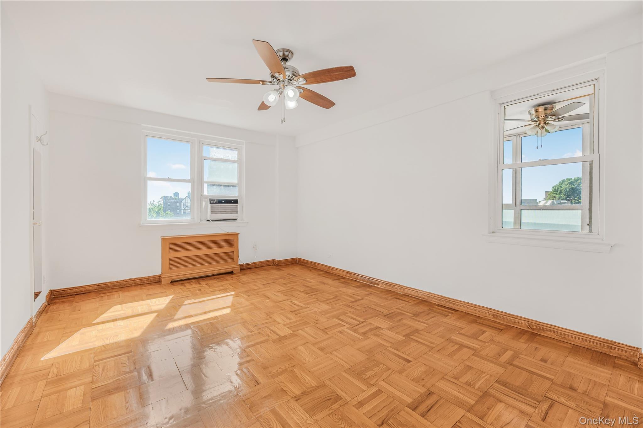 Coop Henry Hudson  Bronx, NY 10463, MLS-902442-10