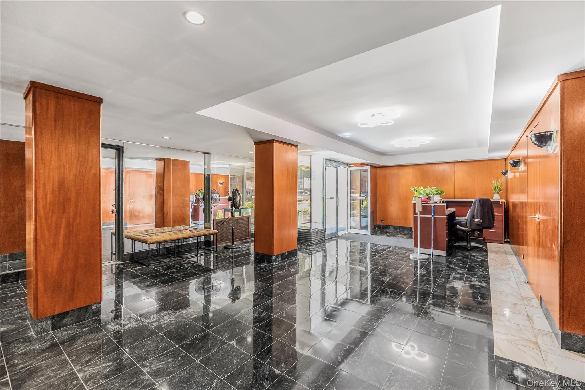 Coop Henry Hudson  Bronx, NY 10463, MLS-902442-19