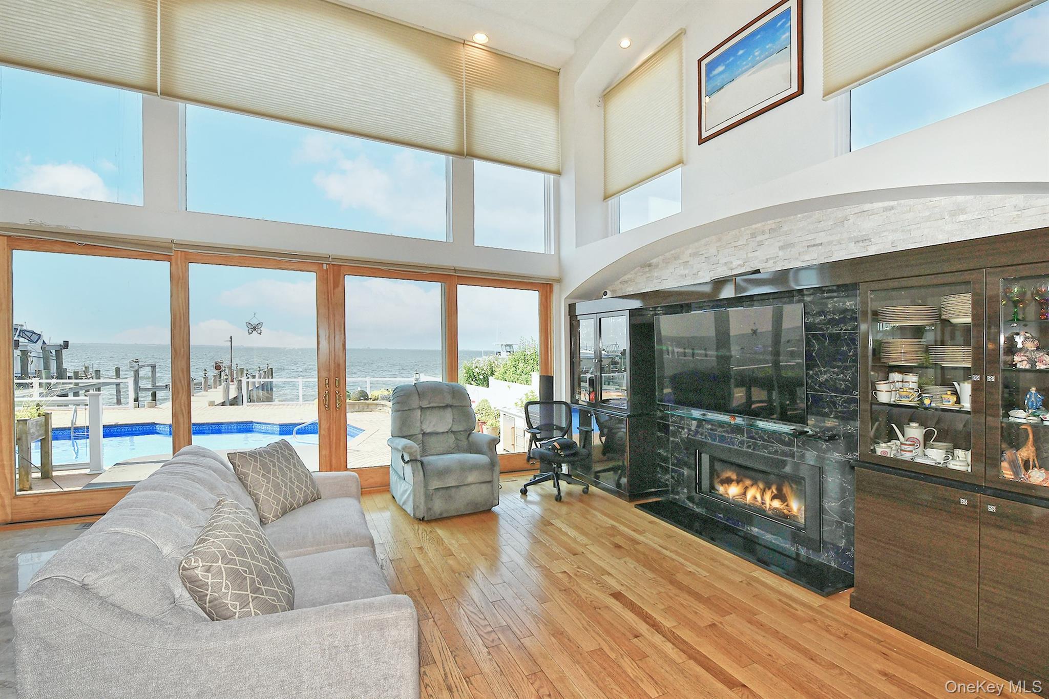 Single Family Fairwater Nassau County, NY 11758, MLS-902443-16