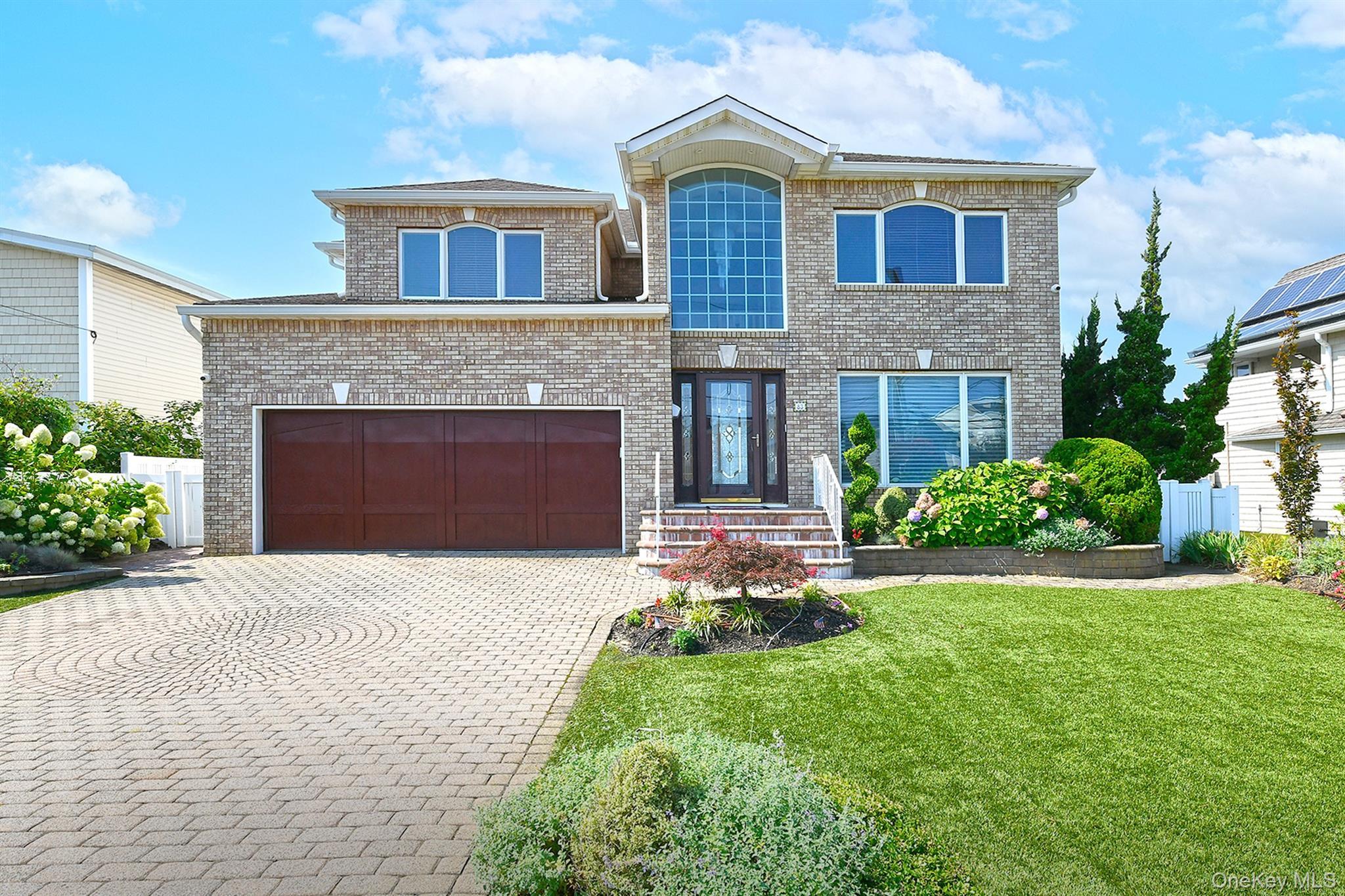 Single Family Fairwater Nassau County, NY 11758, MLS-902443-3