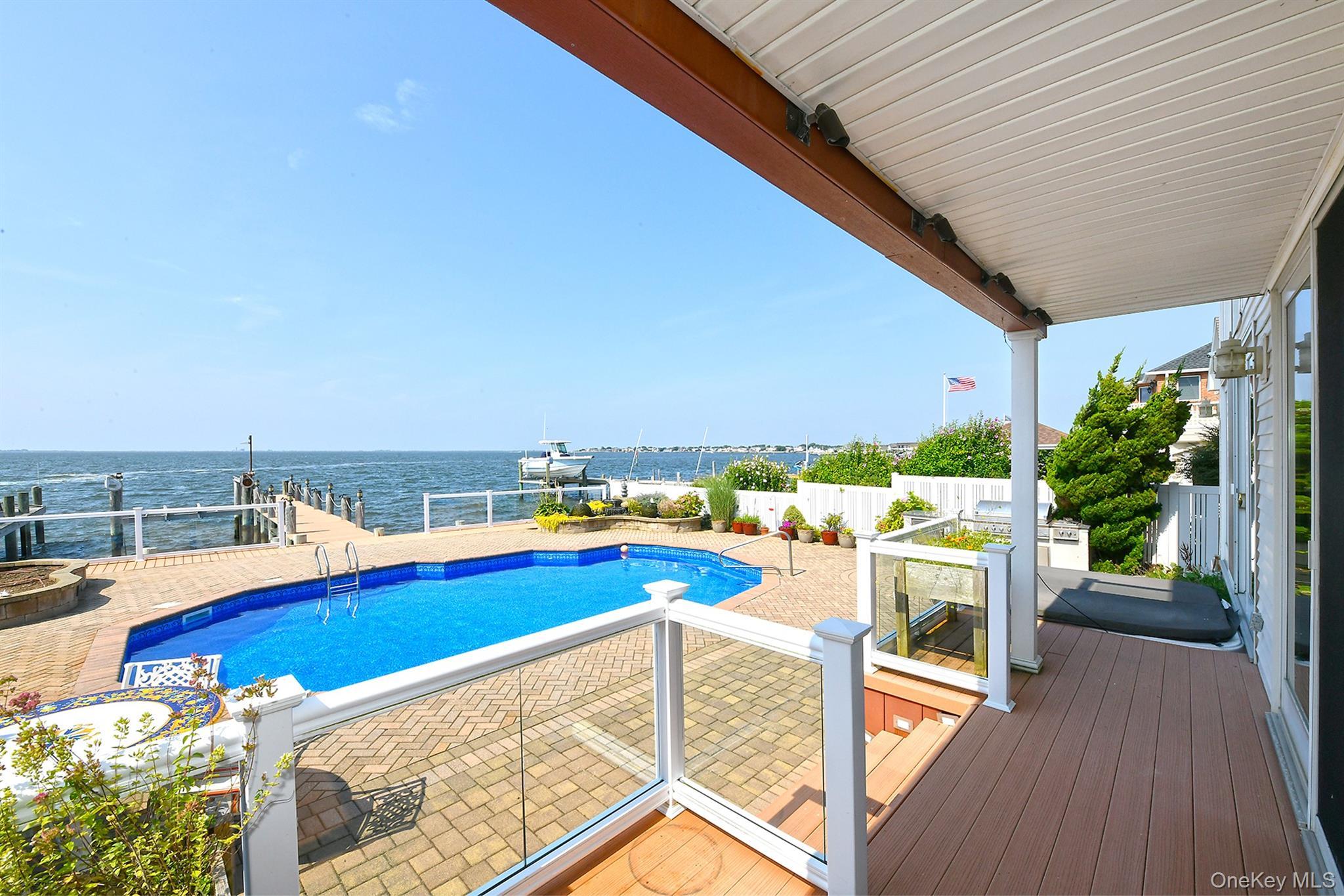 Single Family Fairwater Nassau County, NY 11758, MLS-902443-32