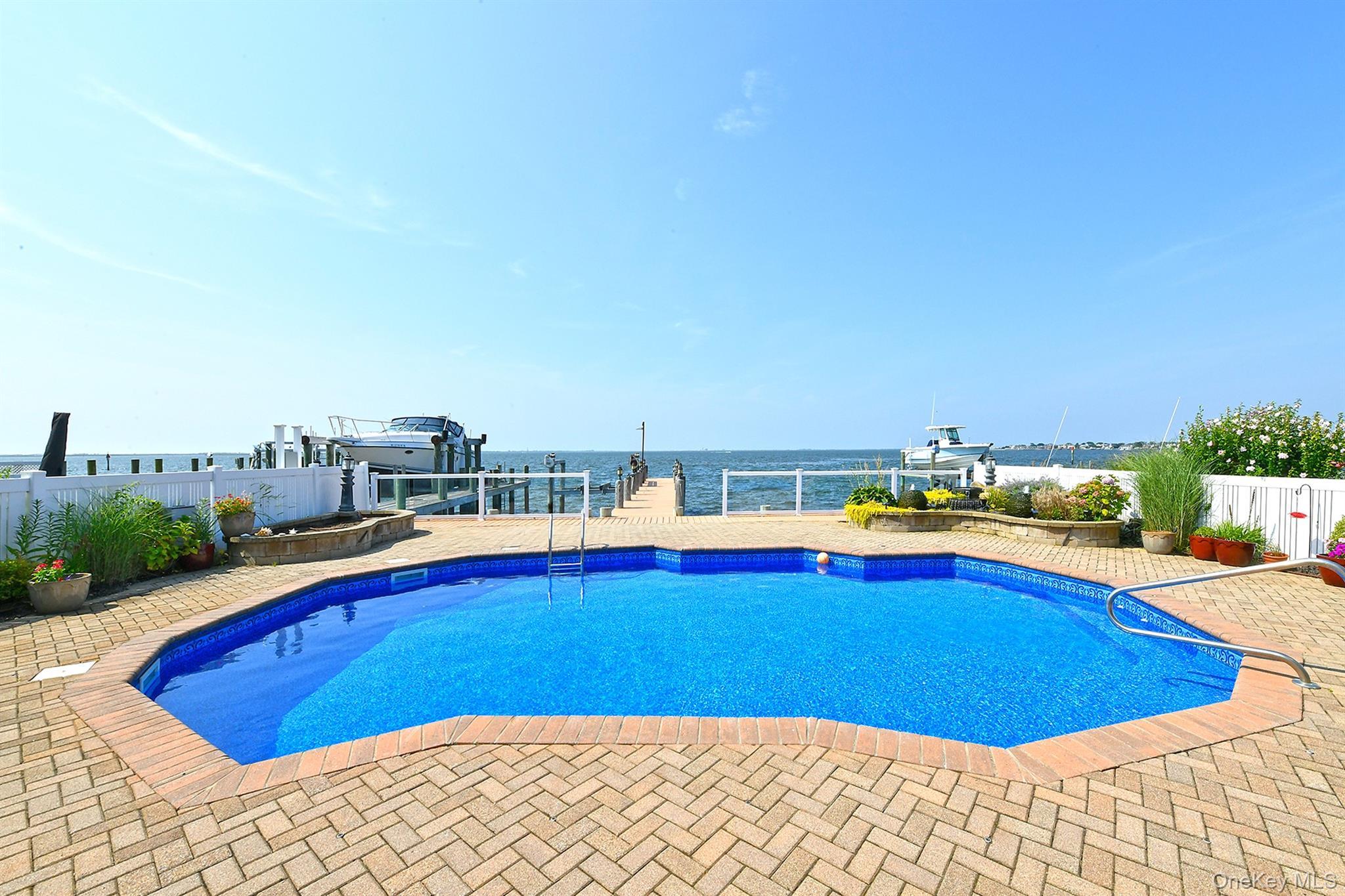 Single Family Fairwater Nassau County, NY 11758, MLS-902443-36