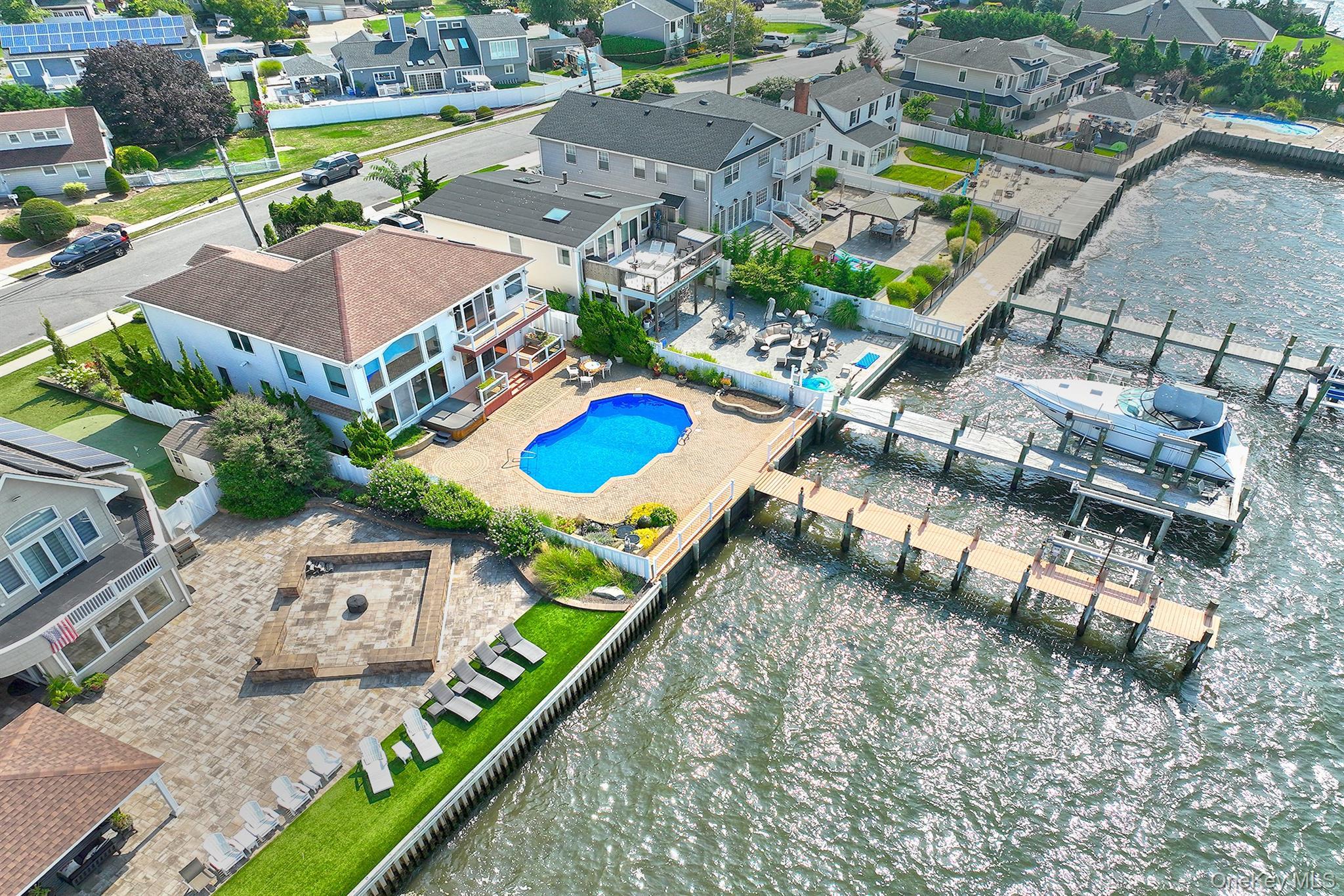 Single Family Fairwater Nassau County, NY 11758, MLS-902443-46