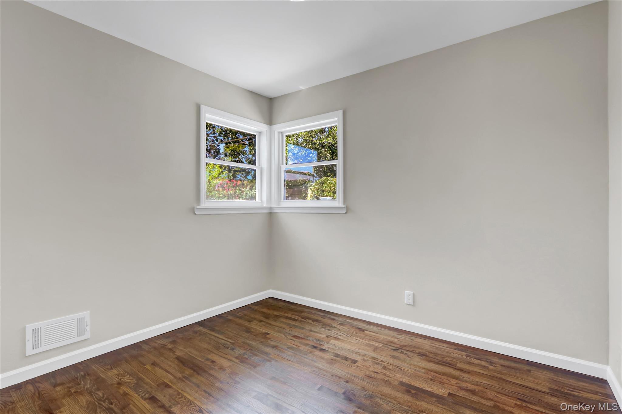 Single Family Mirabelle Nassau County, NY 11590, MLS-902506-10