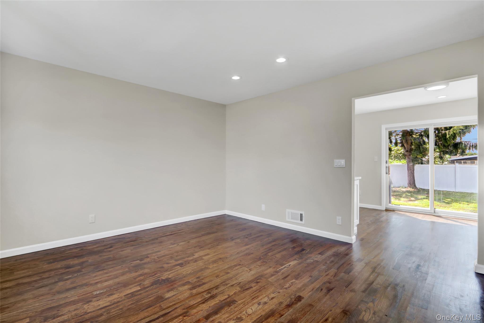 Single Family Mirabelle Nassau County, NY 11590, MLS-902506-4