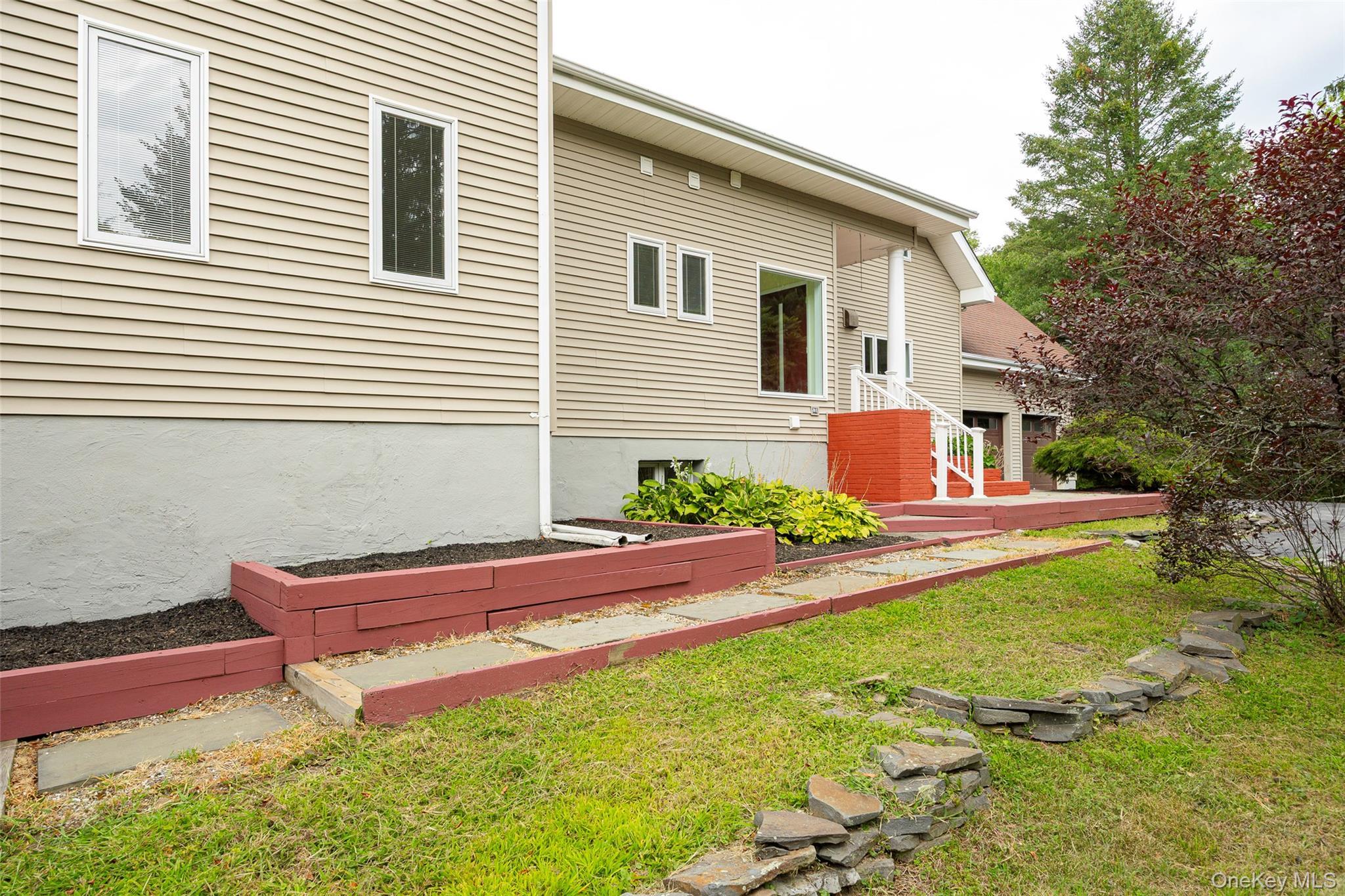 Single Family Freedom  Dutchess County, NY 12569, MLS-902533-37