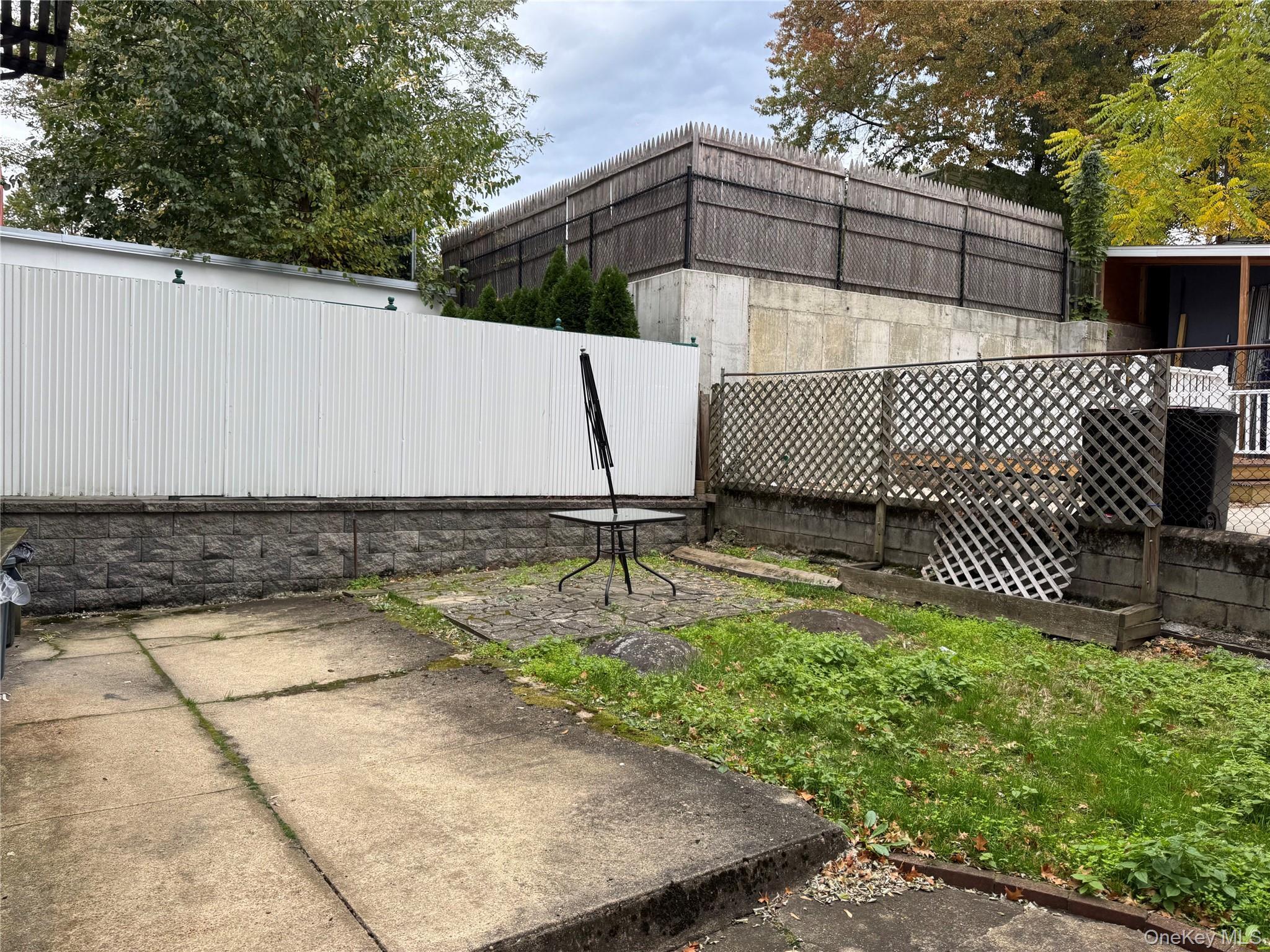 Commercial Sale 233rd  Bronx, NY 10470, MLS-902536-13
