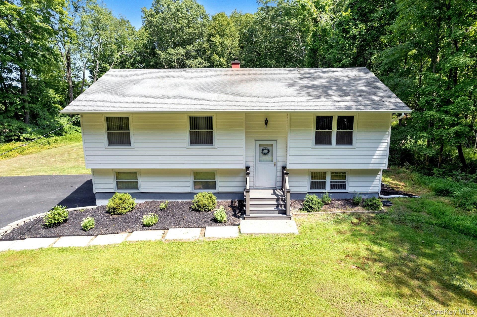 Single Family Wood  Putnam County, NY 10541, MLS-902544-12