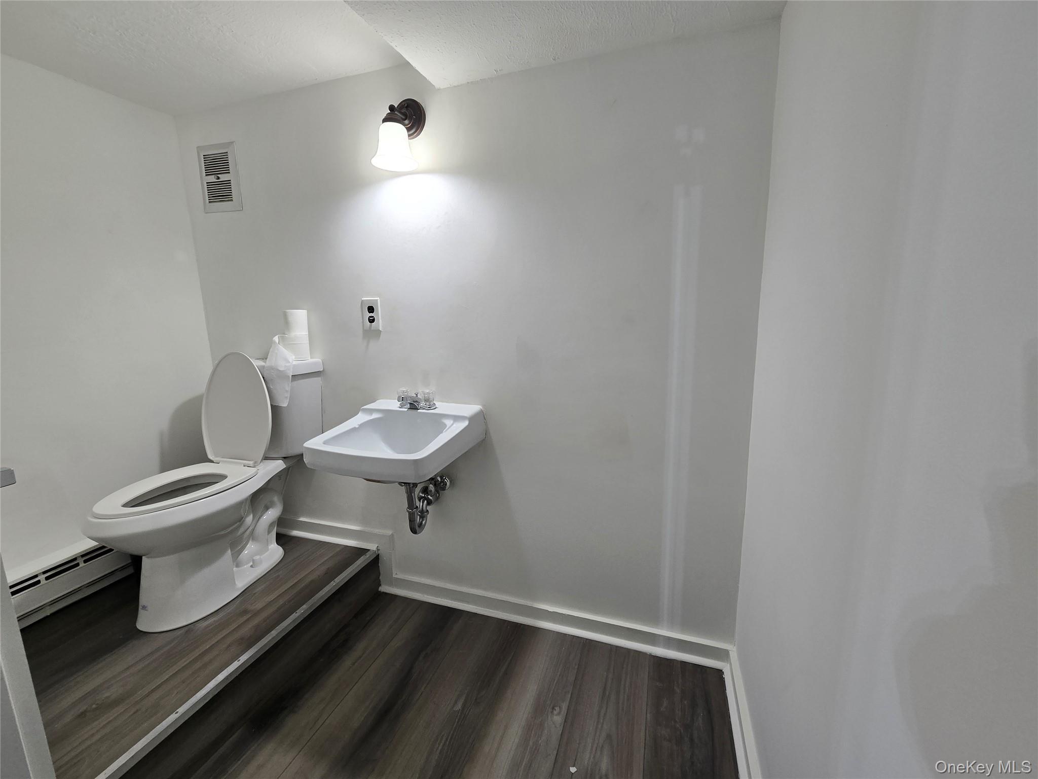 Single Family Gipsy Trail Putnam County, NY 10512, MLS-902567-8