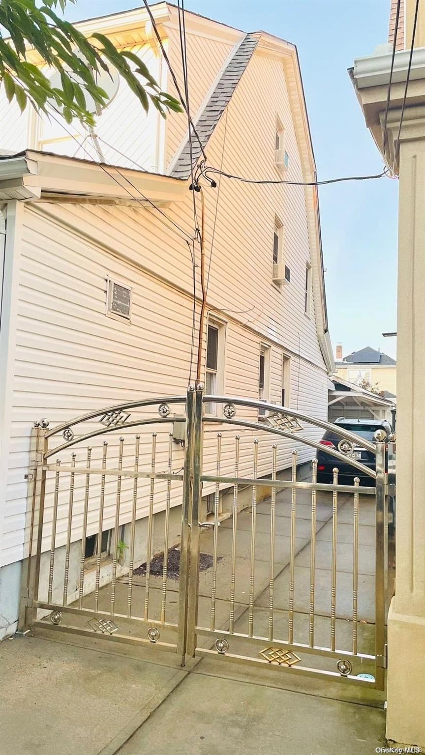 Single Family 129  Queens, NY 11419, MLS-902575-15