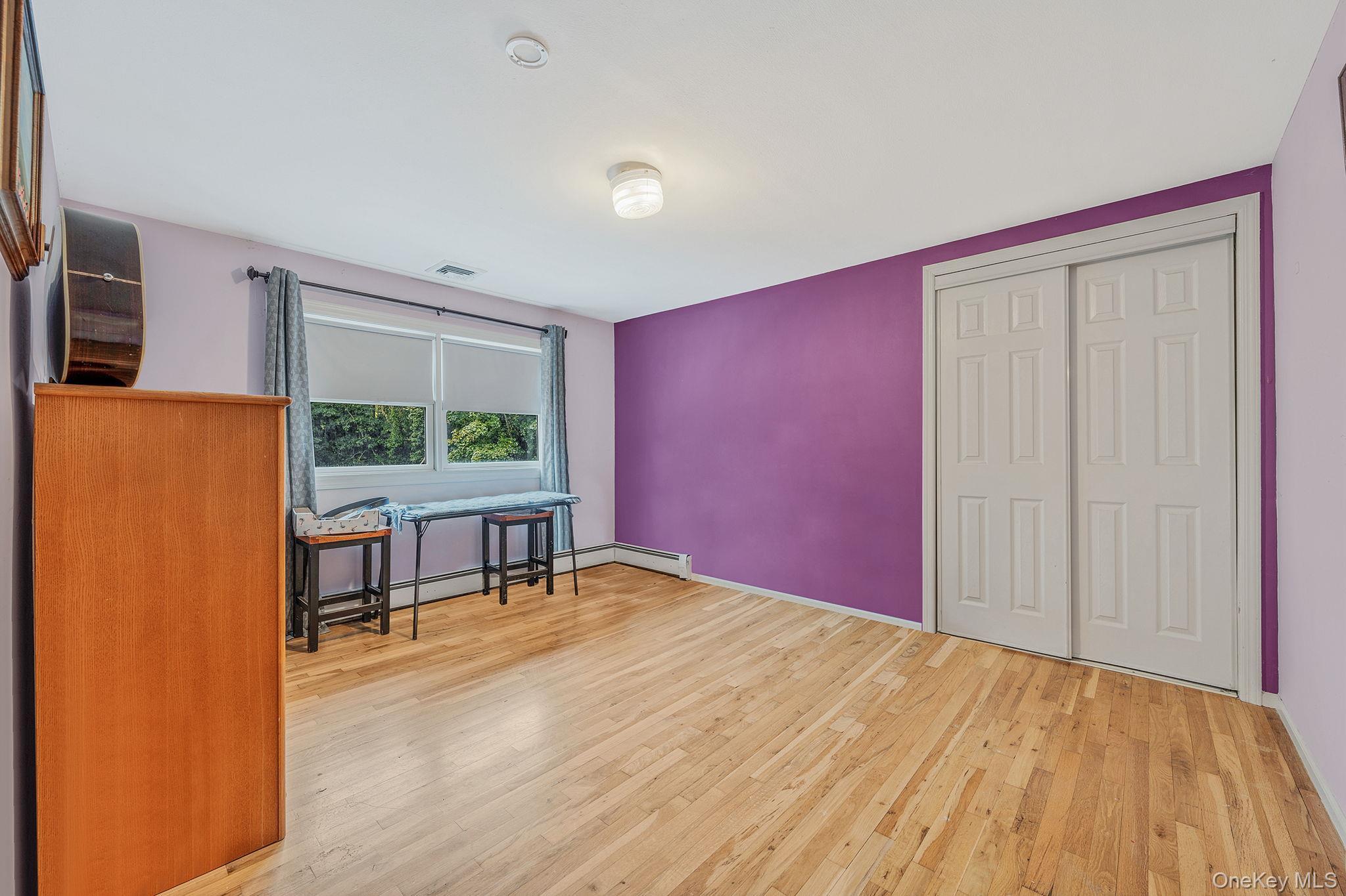 Single Family Spyglass  Suffolk County, NY 11733, MLS-902576-28