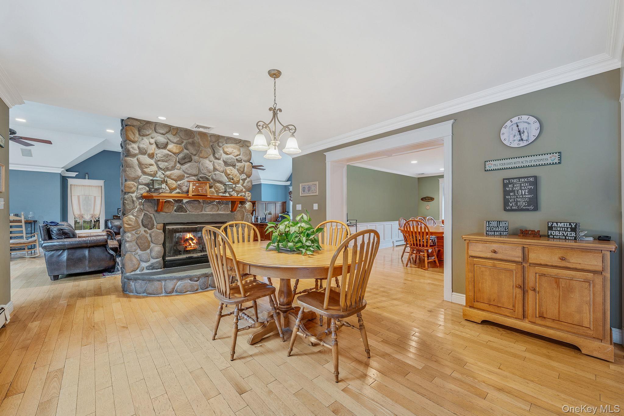 Single Family Spyglass  Suffolk County, NY 11733, MLS-902576-7