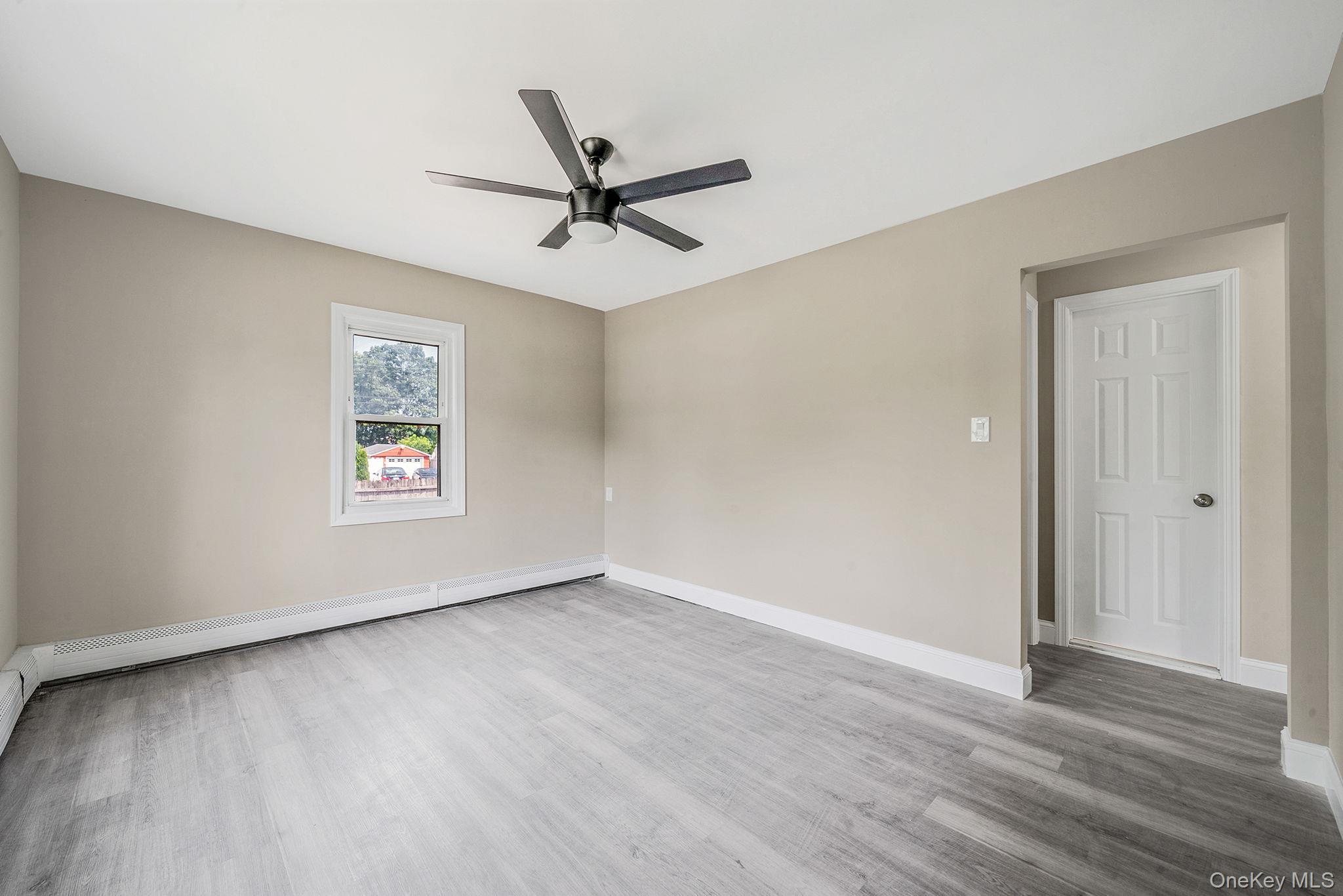 Single Family Old Country  Suffolk County, NY 11729, MLS-902592-19