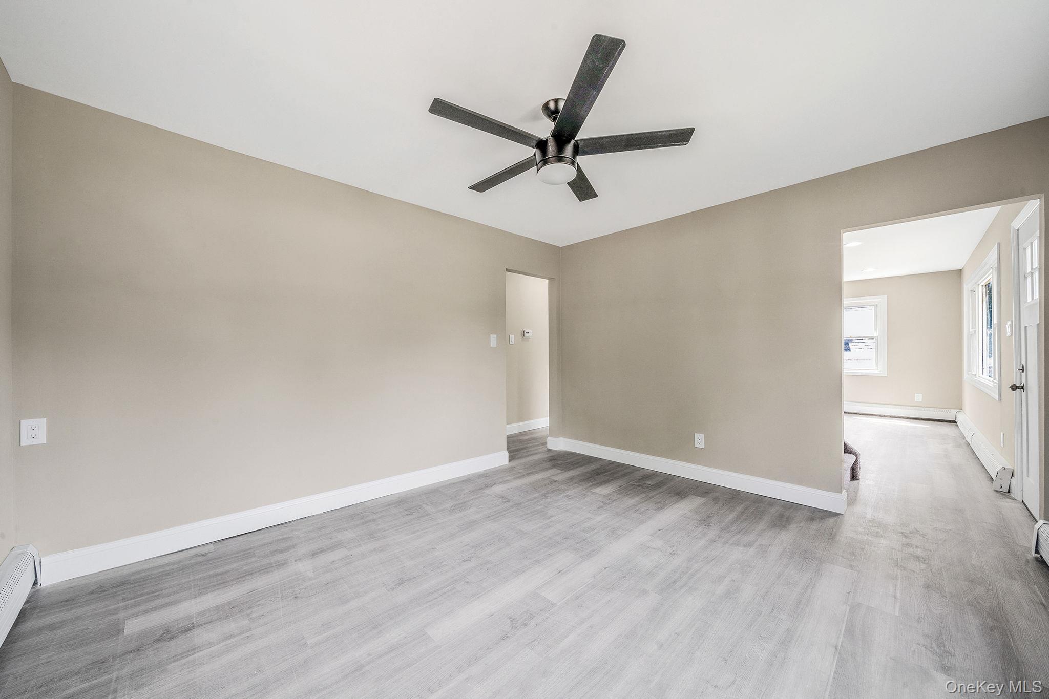 Single Family Old Country  Suffolk County, NY 11729, MLS-902592-20