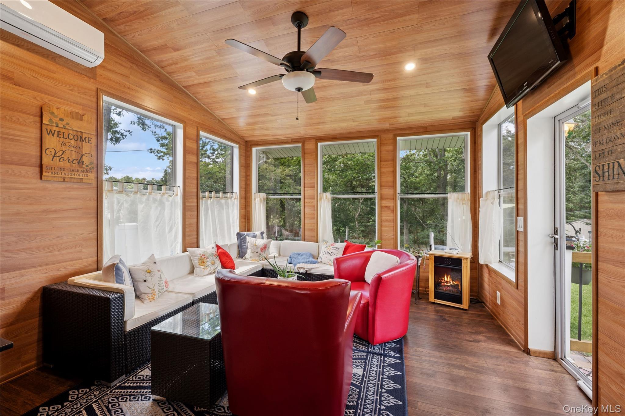 Single Family Morewood Drive Suffolk County, NY 11787, MLS-902610-27