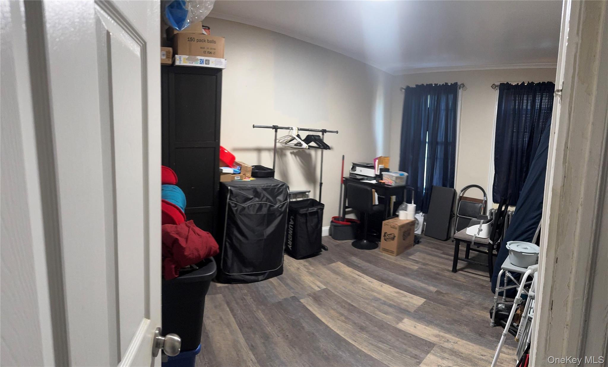 Single Family 64th  Queens, NY 11385, MLS-902626-6