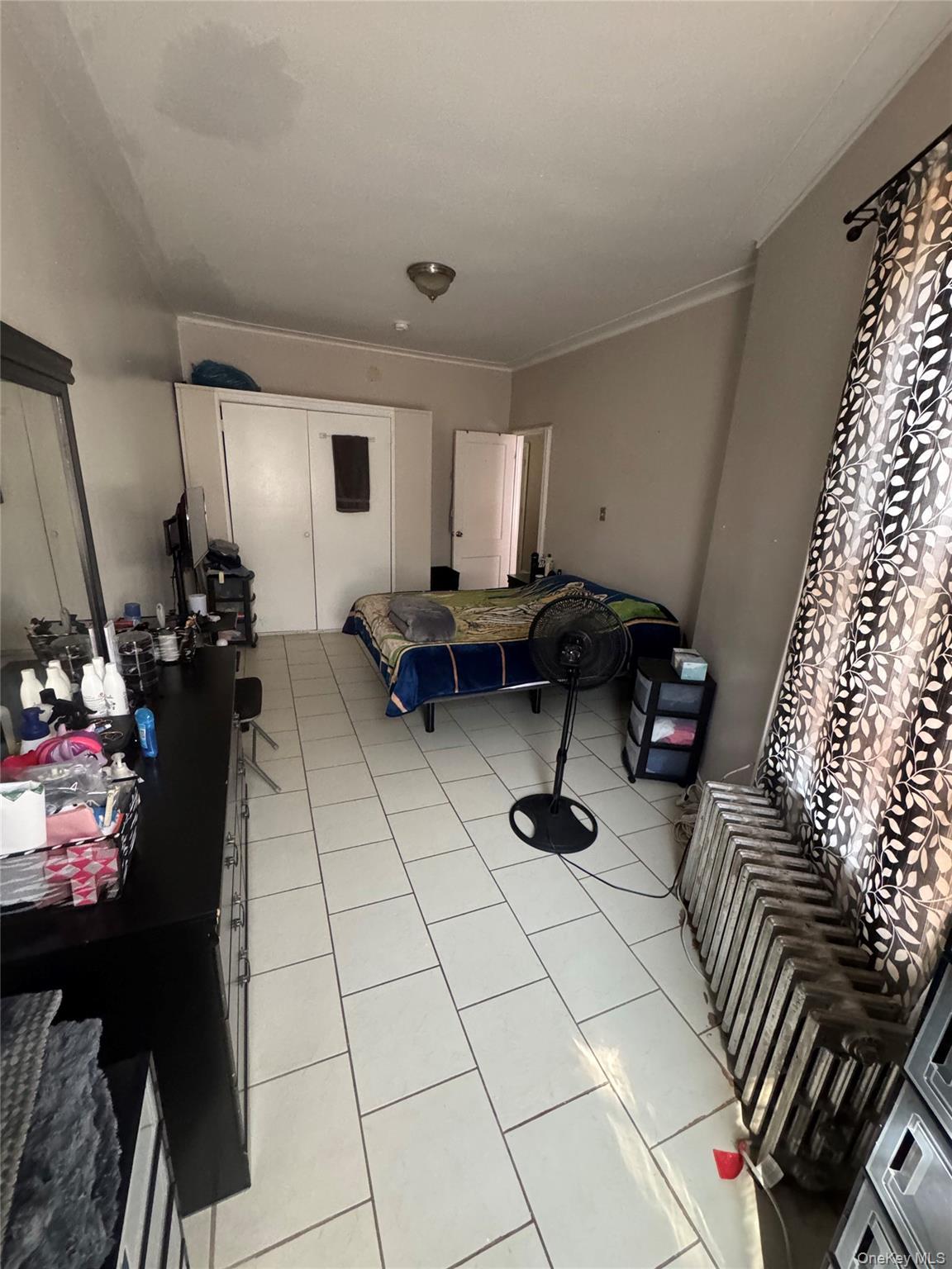 Single Family 64th  Queens, NY 11385, MLS-902626-8