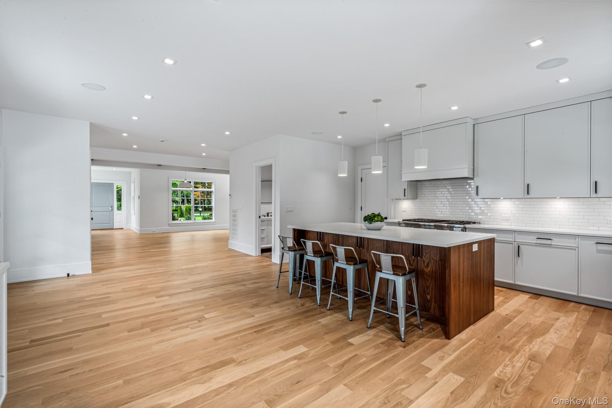 Single Family Jagger Suffolk County, NY 11977, MLS-902639-12