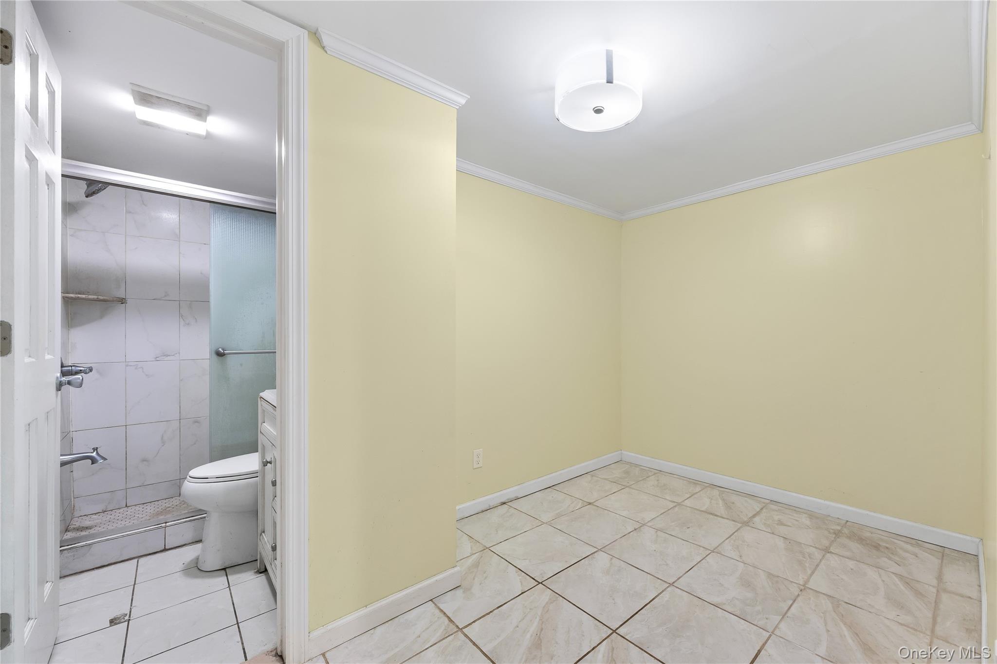 Single Family 187th  Queens, NY 11366, MLS-902643-23