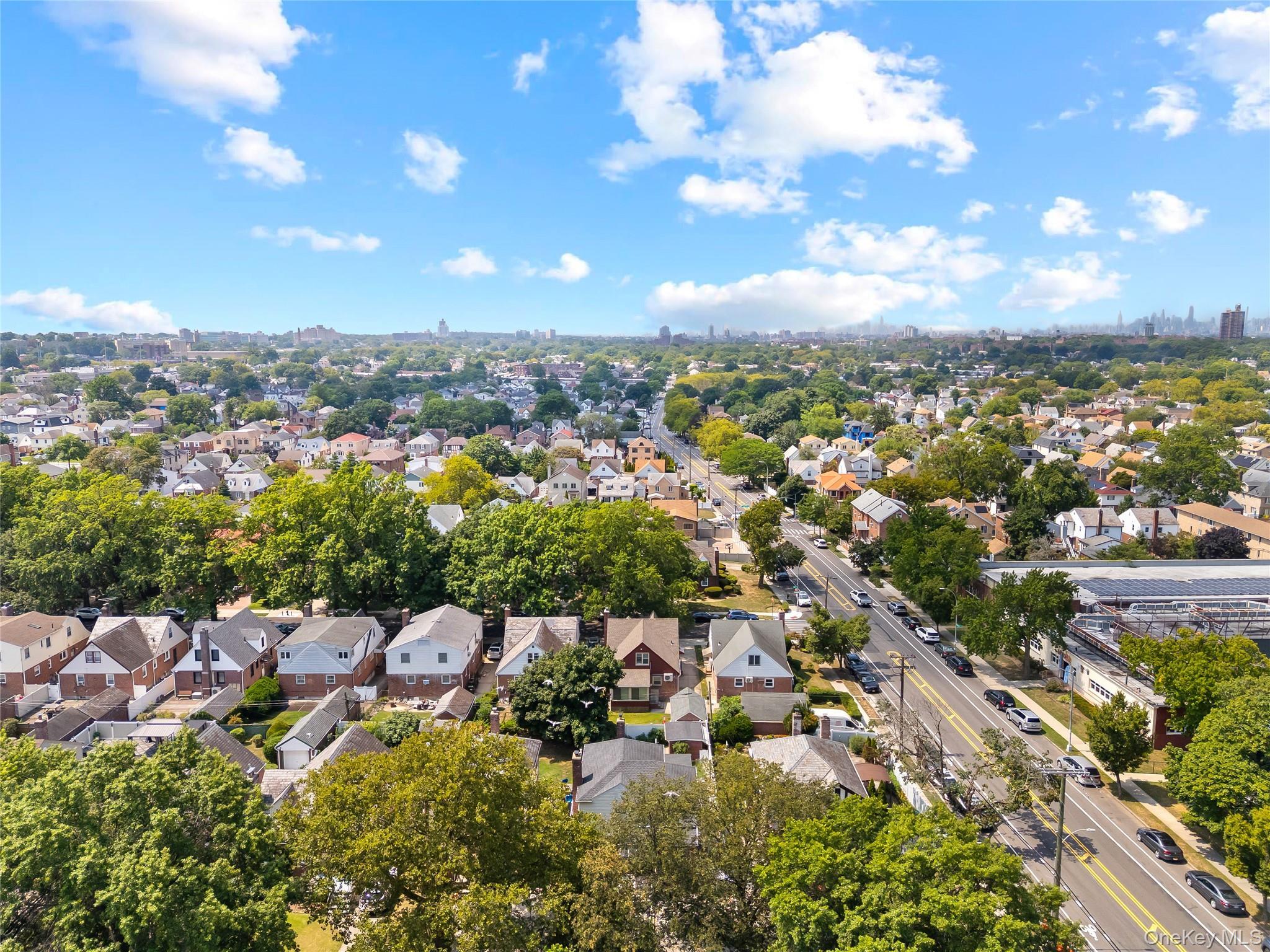 Single Family 187th  Queens, NY 11366, MLS-902643-32