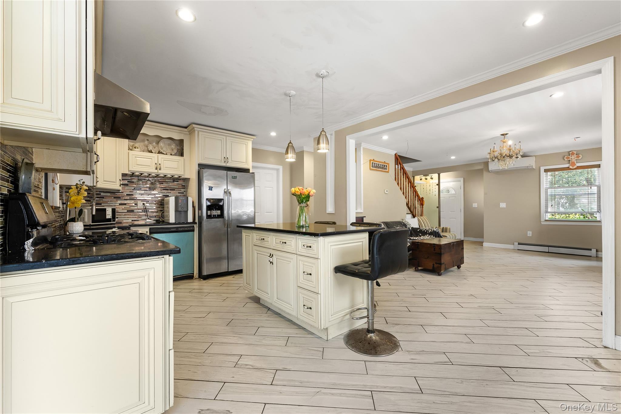 Single Family 187th  Queens, NY 11366, MLS-902643-8