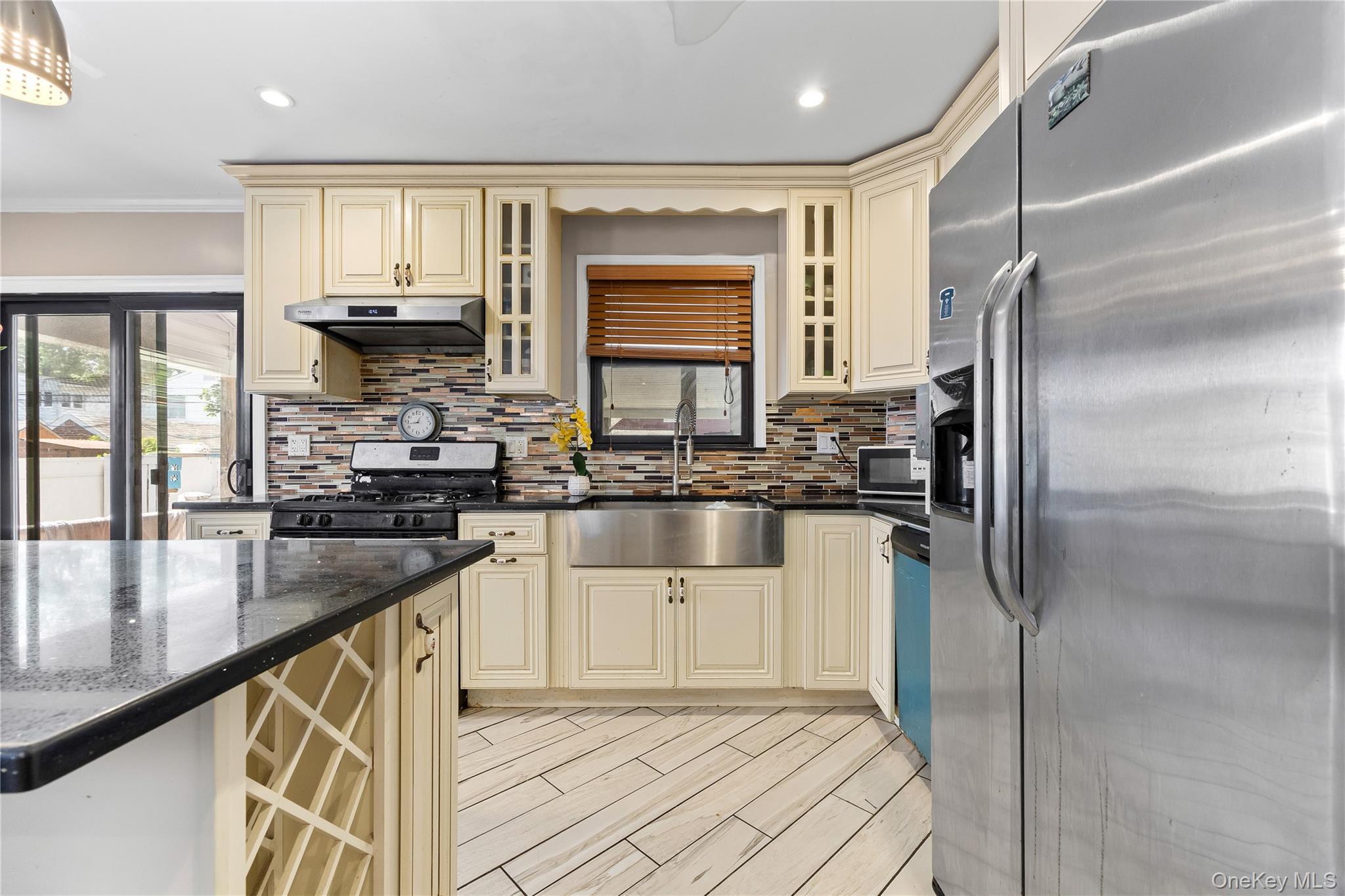 Single Family 187th  Queens, NY 11366, MLS-902643-9