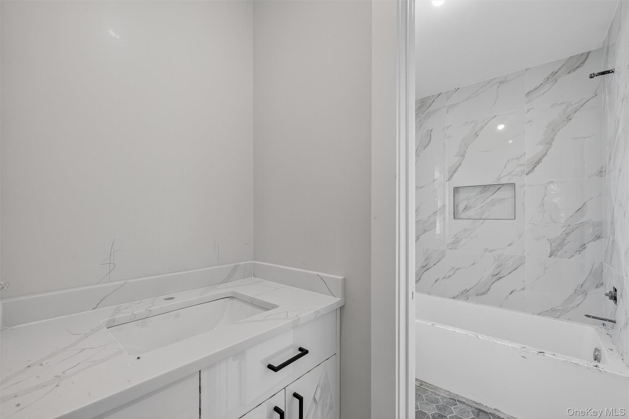 Condo Cole  Rockland County, NY 10977, MLS-902707-20