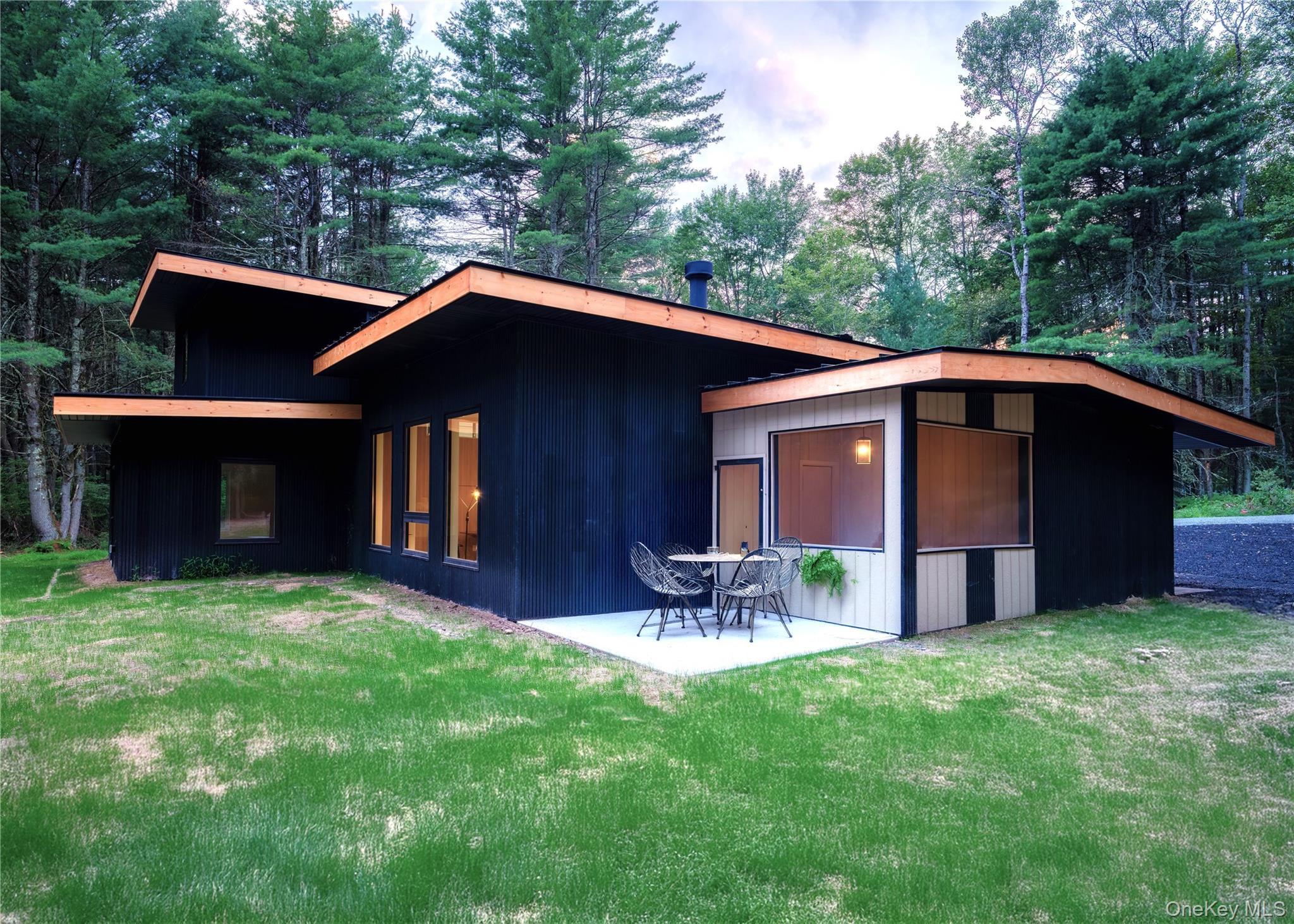 Single Family Goldsmith Sullivan County, NY 12748, MLS-902758-25