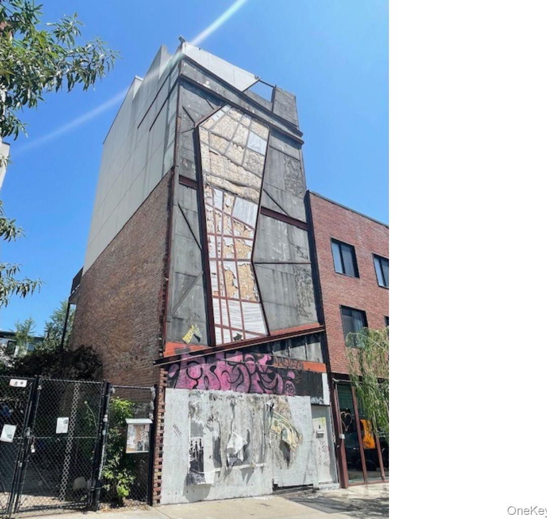 Single Family Grand Brooklyn, NY 11211, MLS-902765-2